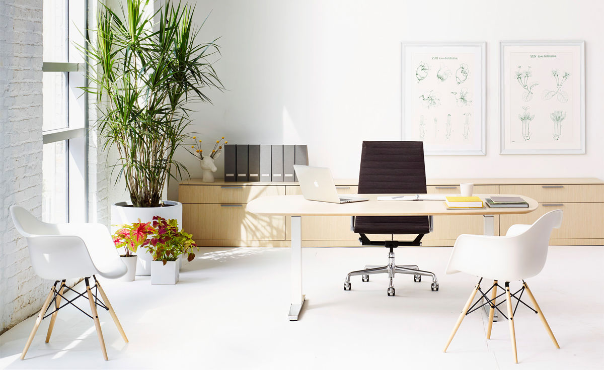 eames® molded plastic armchair with dowel base