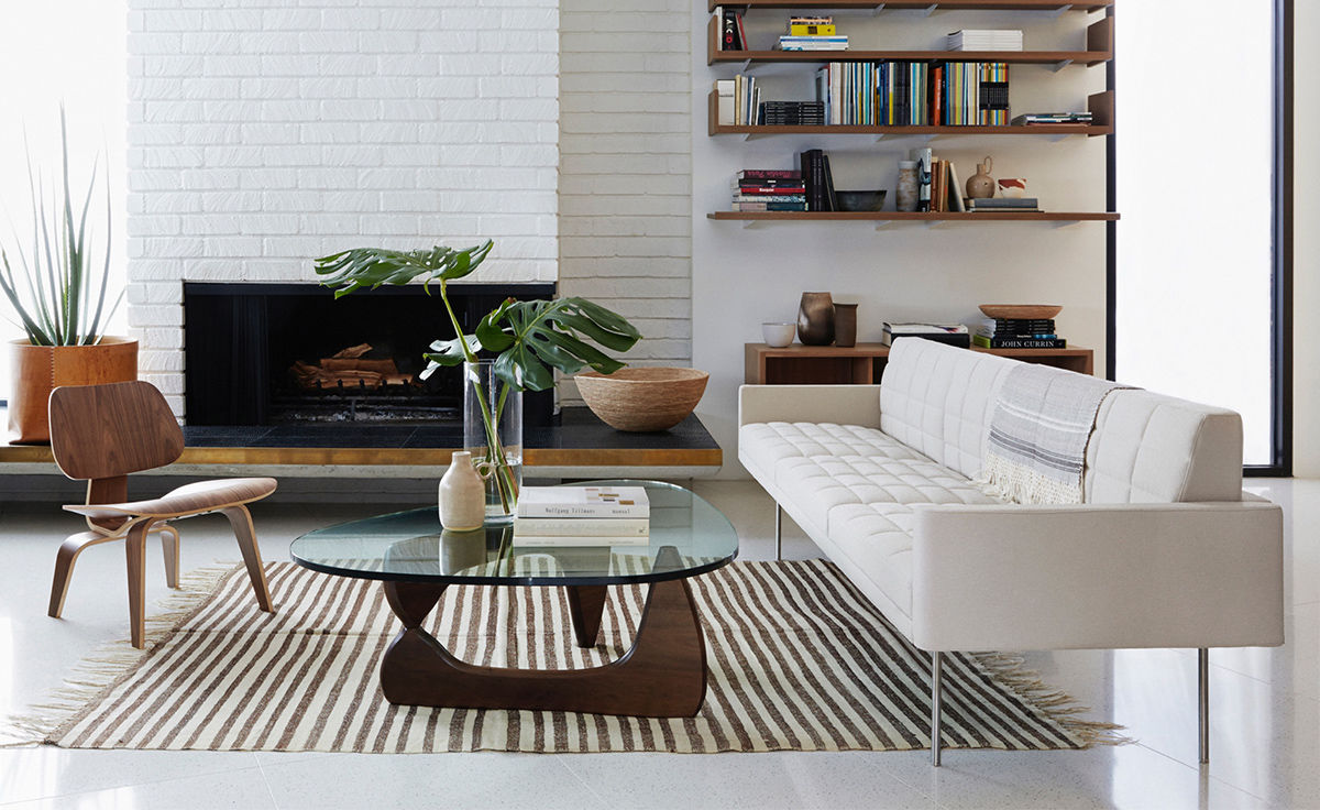 eames&reg; molded plywood lounge chair lcw