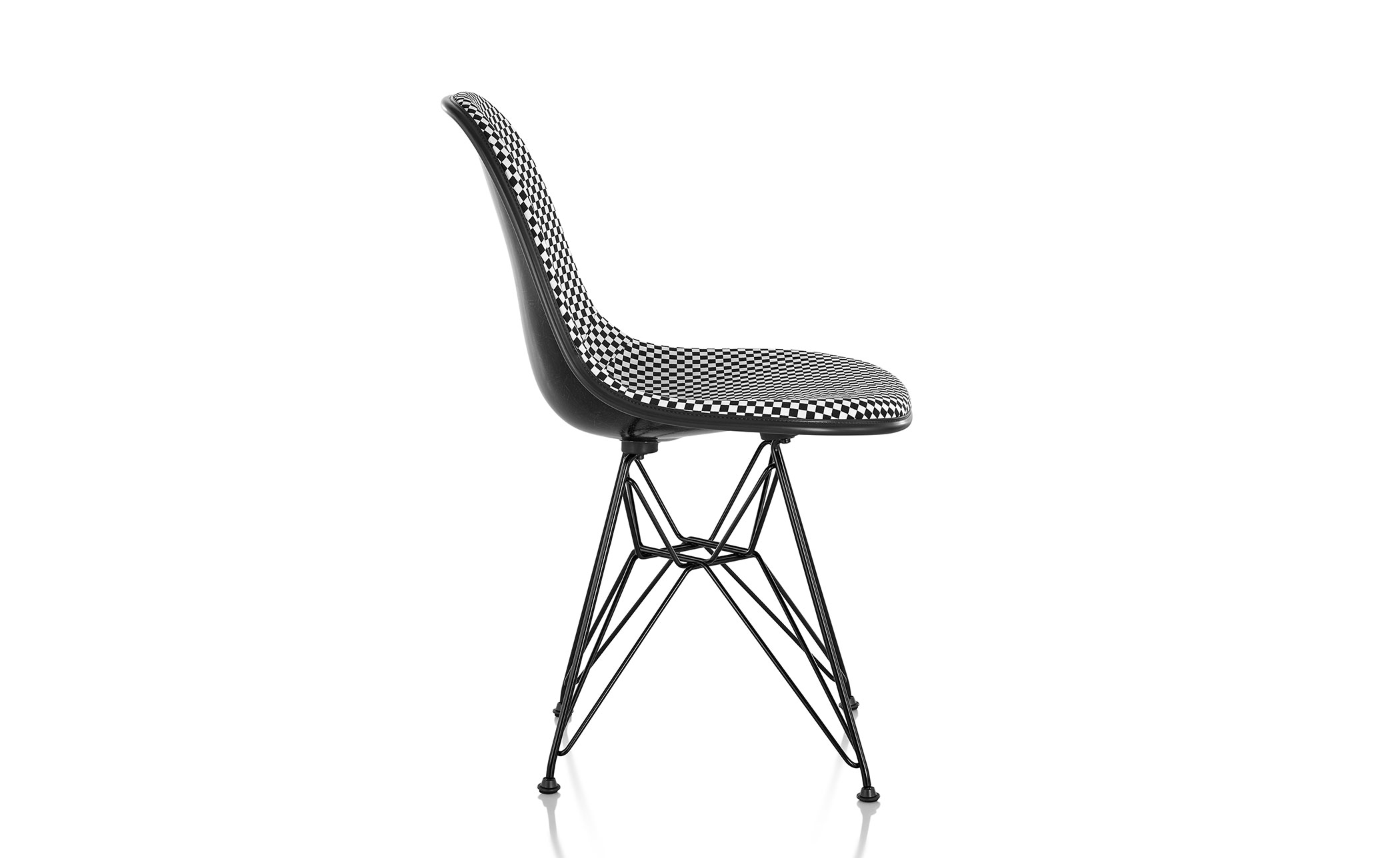 eames&reg; upholstered side chair with wire base