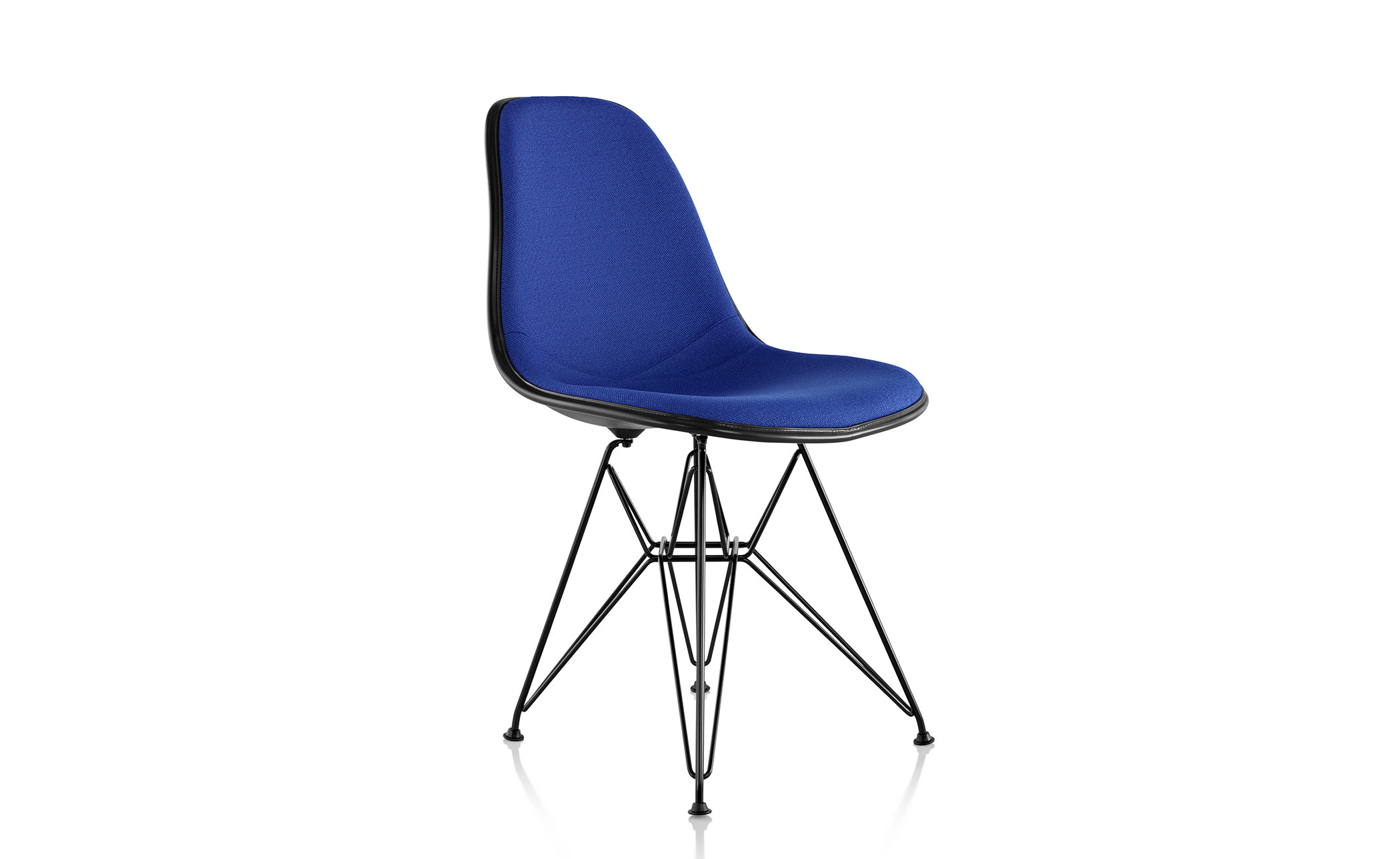 eames&reg; upholstered side chair with wire base