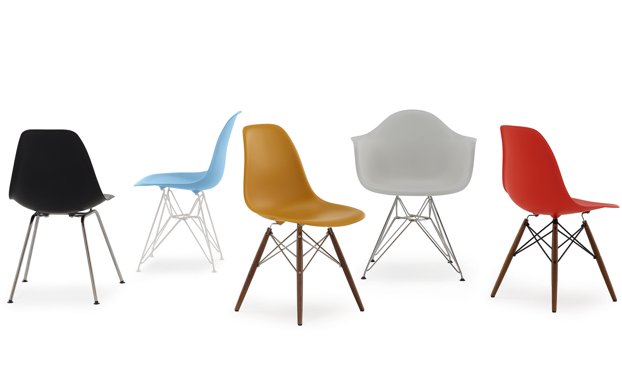 eames&reg; molded plastic armchair with wire base