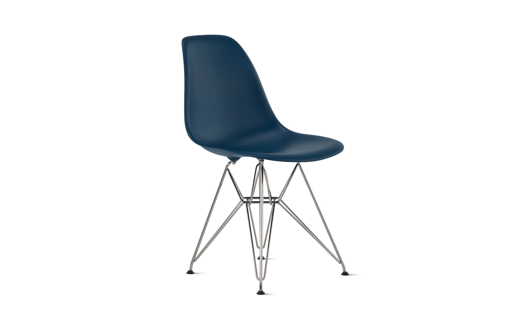 eames&reg; molded plastic side chair with wire base