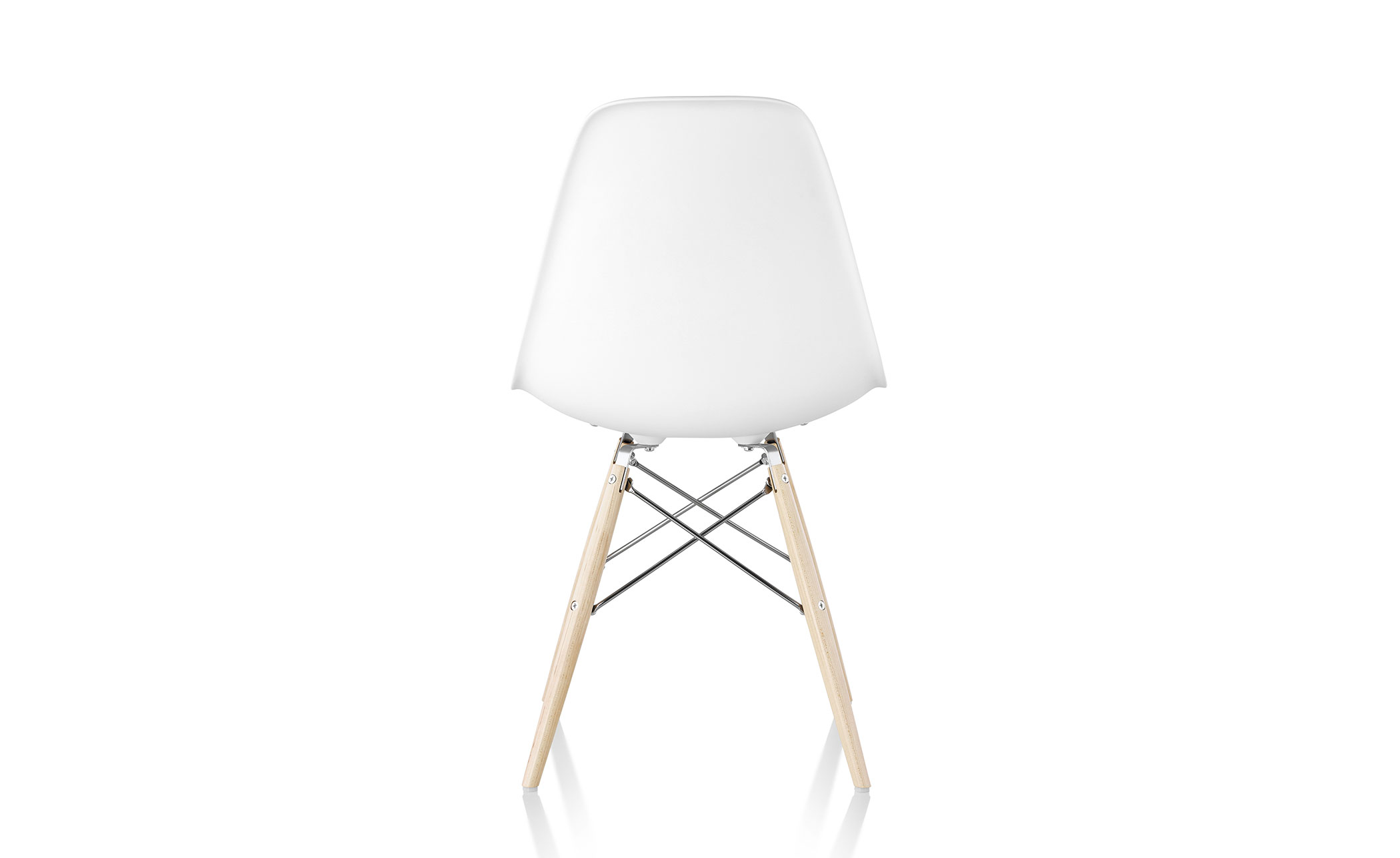 eames&reg; dowel base side chair with seat pad
