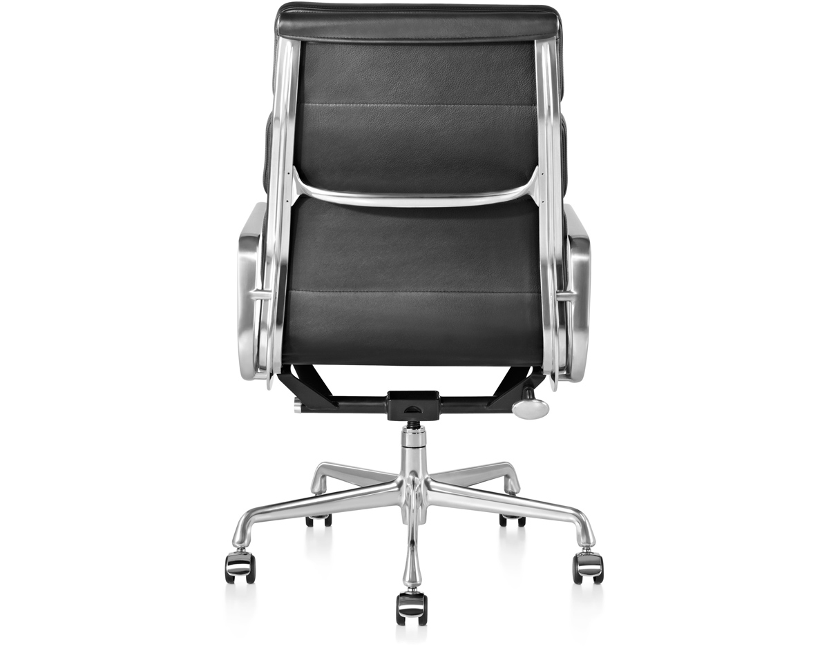 eames&reg; soft pad group executive chair