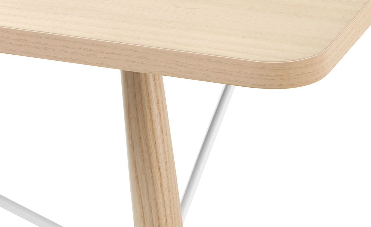 eames&reg; square coffee table
