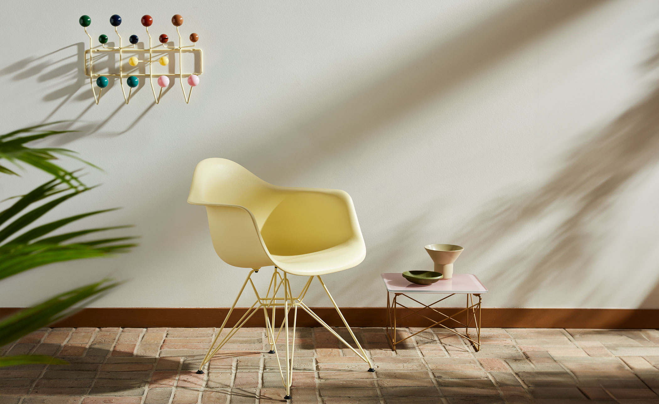 eames wire base low table, herman miller x hay