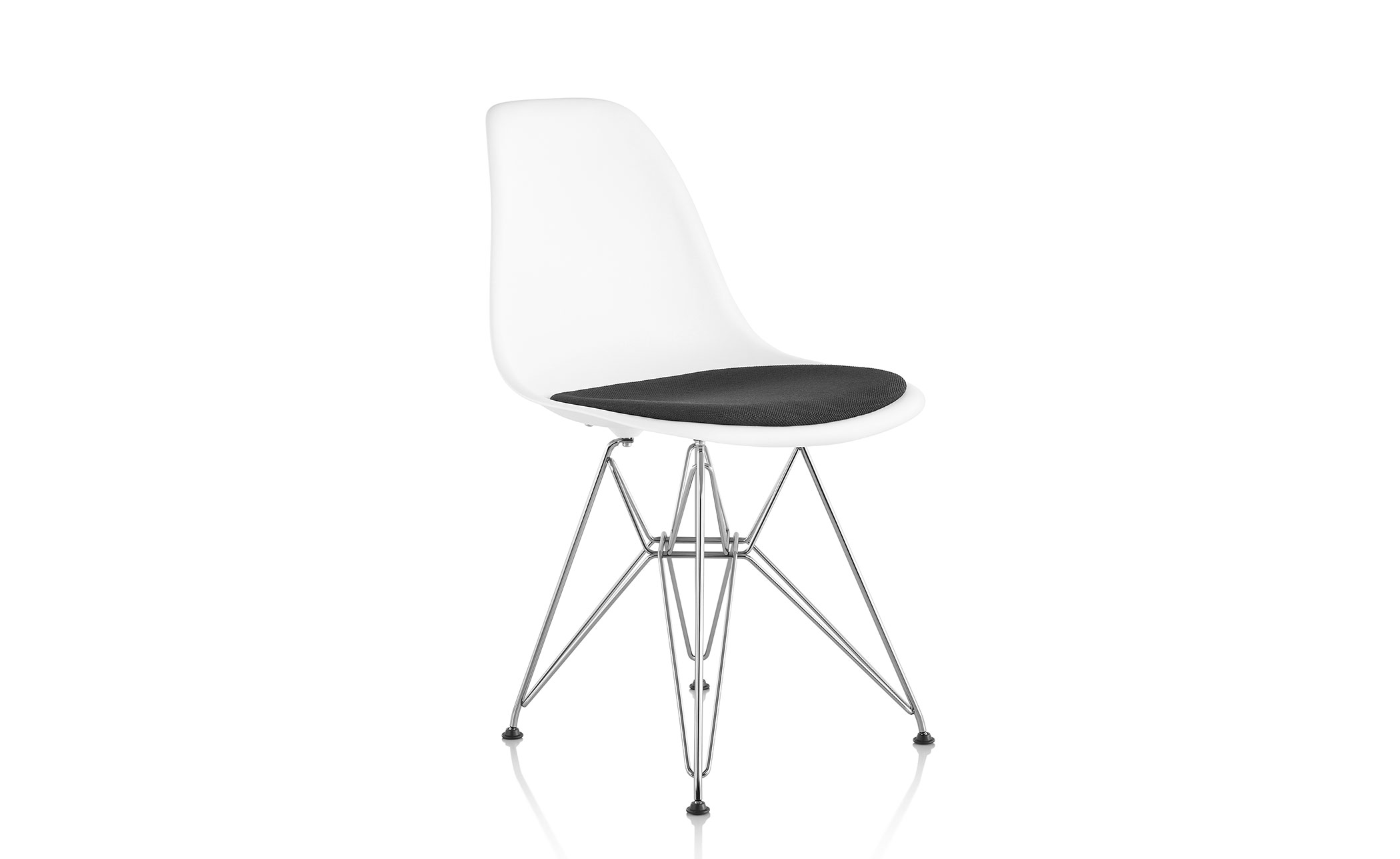 eames&reg; wire base side chair with seat pad