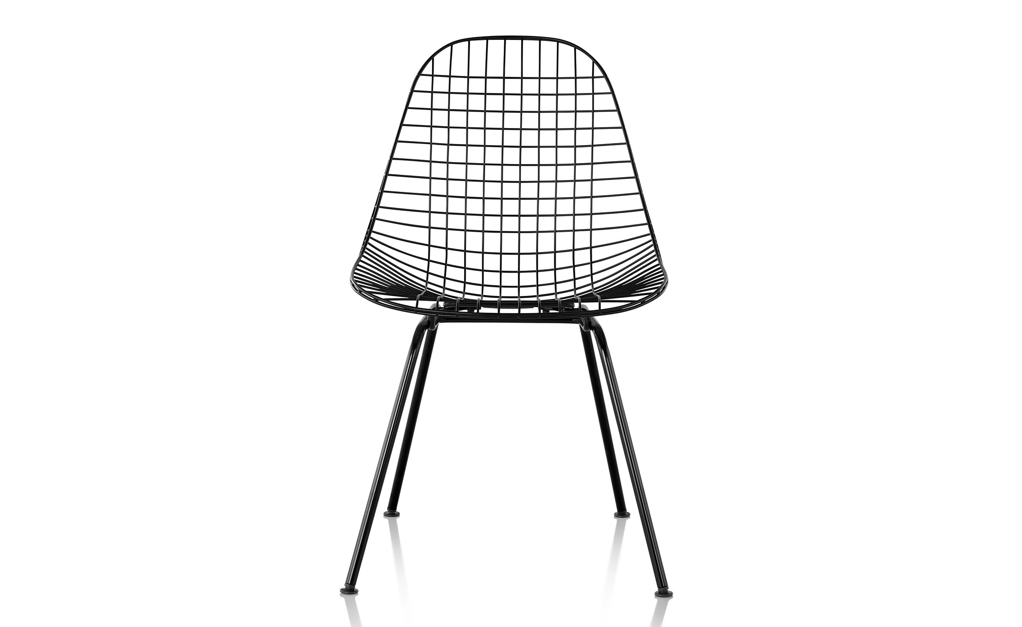 eames&reg; wire chair with 4 leg base outdoor