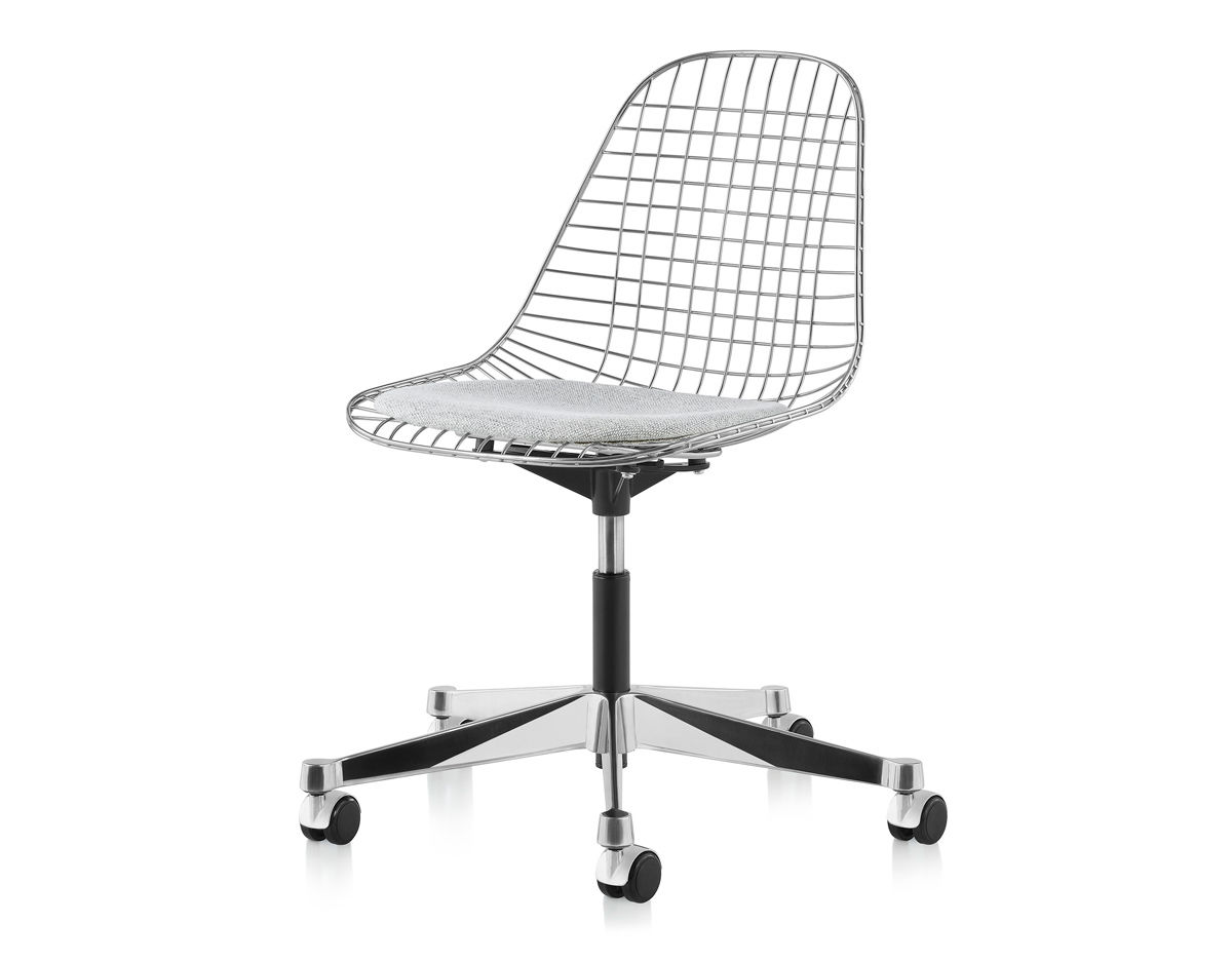 eames&reg; wire side chair with task base