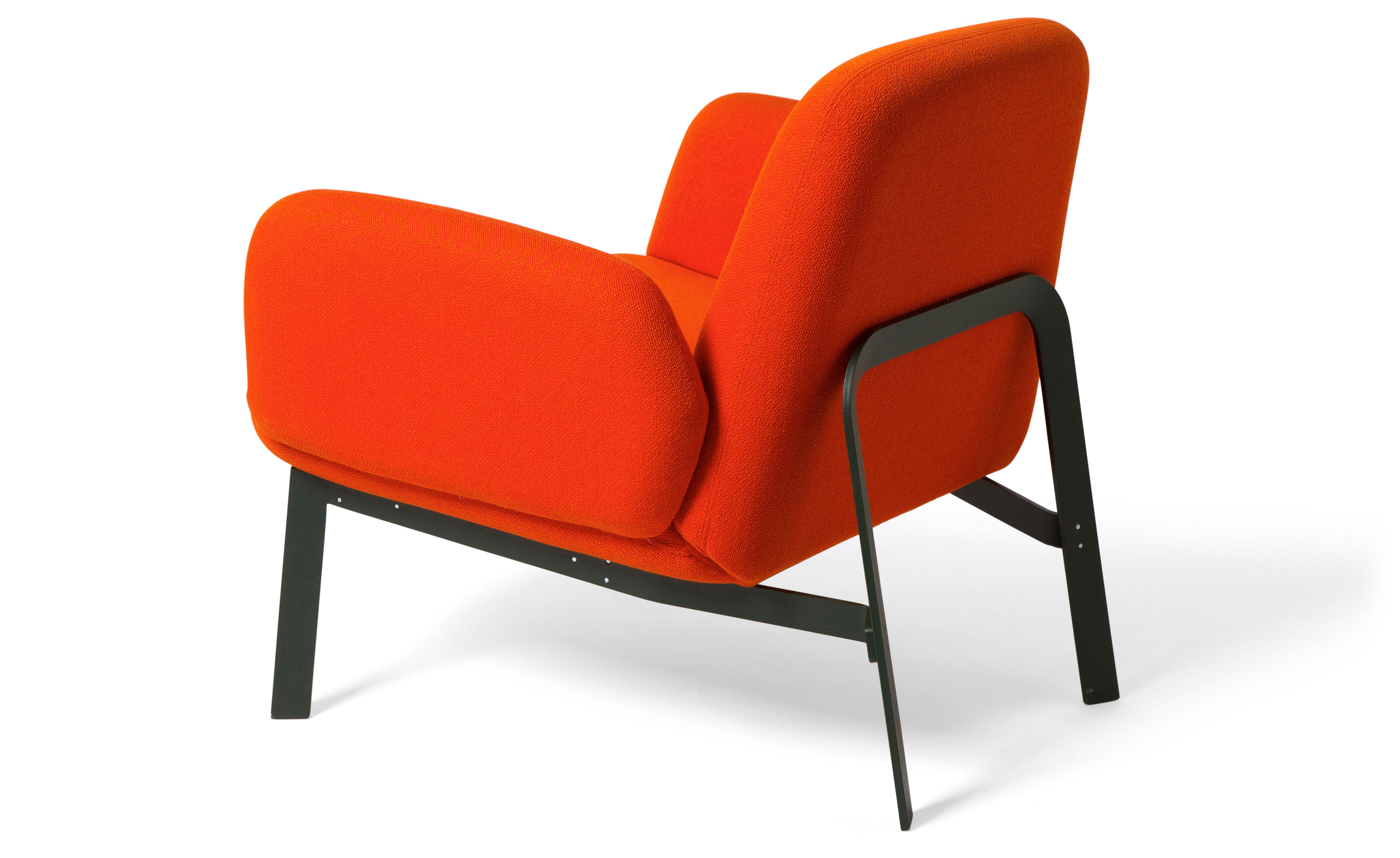 Easy Lounge with Arms