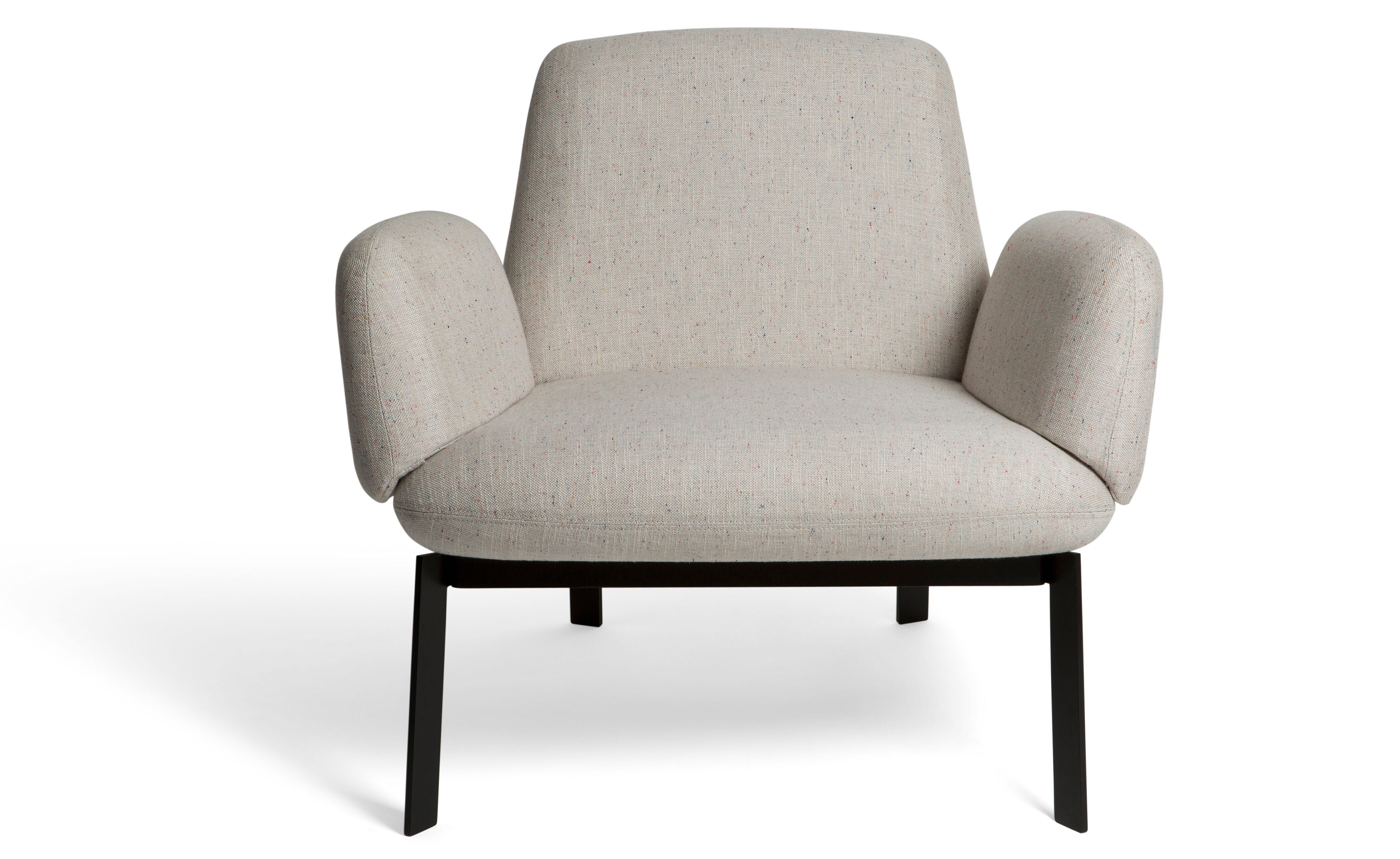 Easy Lounge with Arms