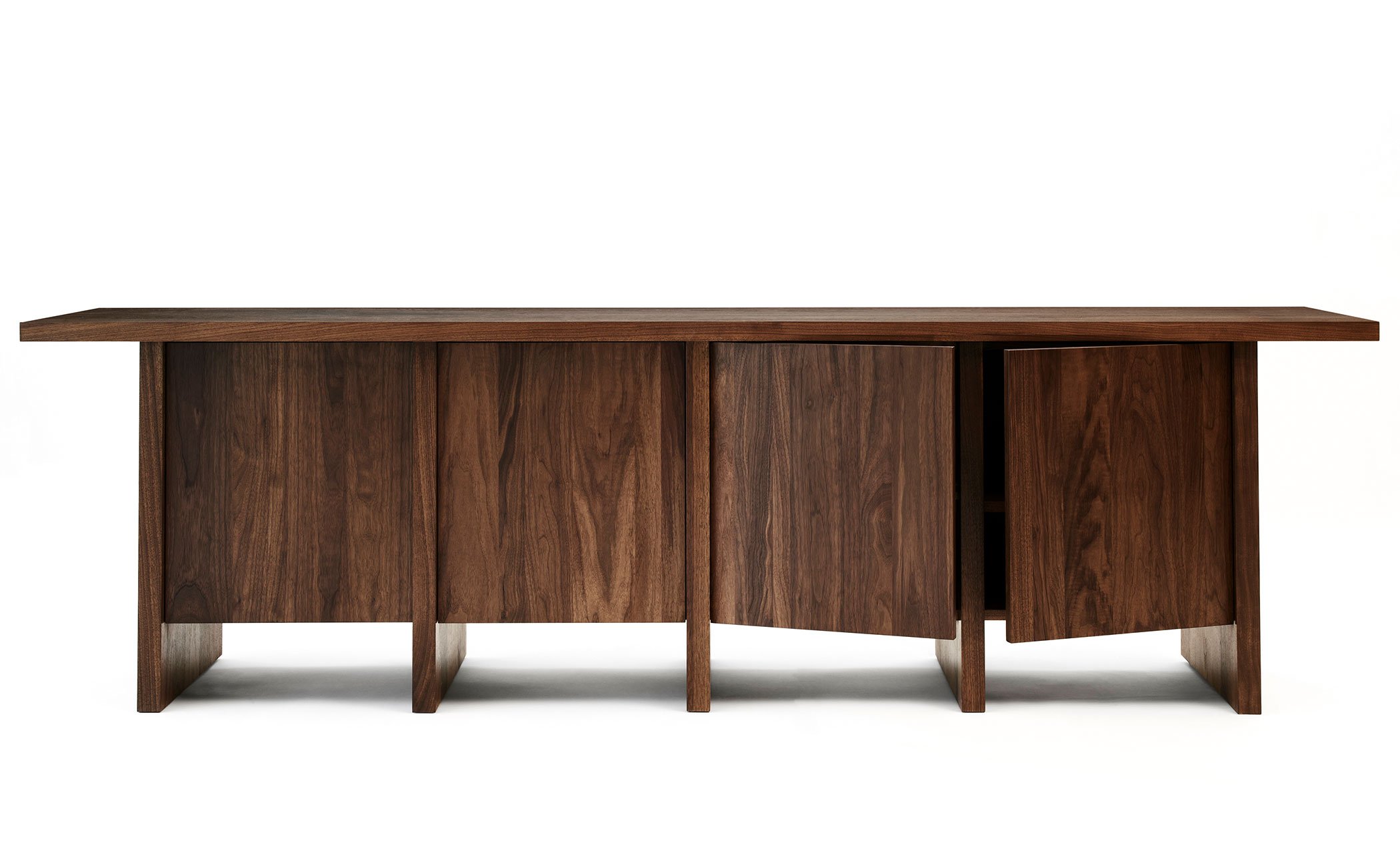 Edda Credenza
