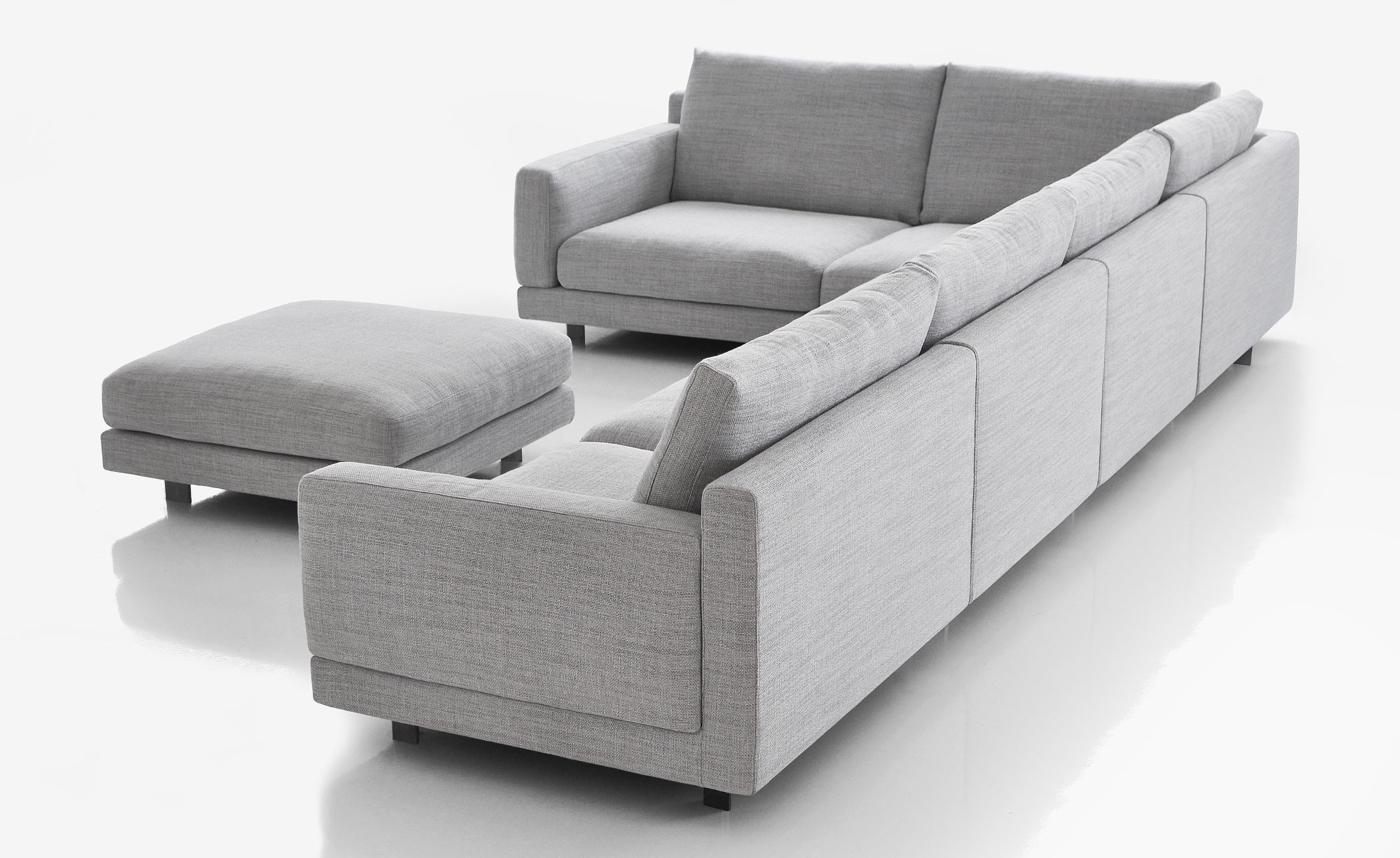 elle standard armchair