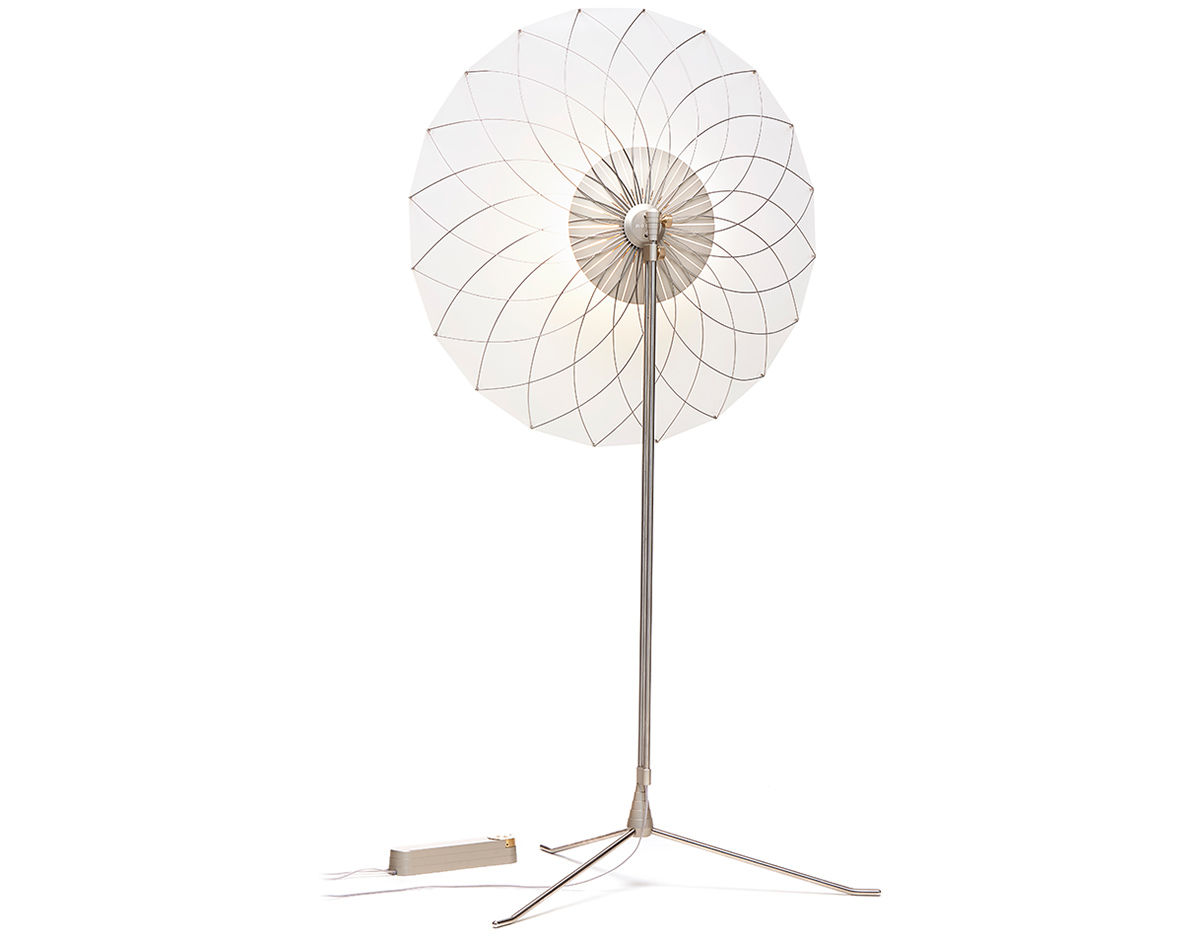 filigree floor lamp