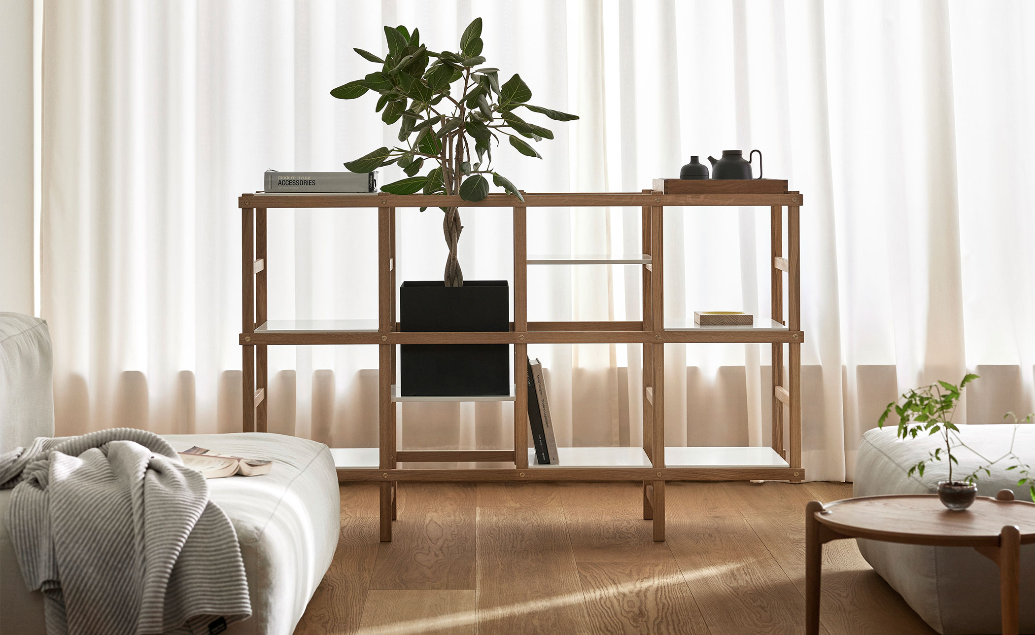 Frame Medium Shelving Unit