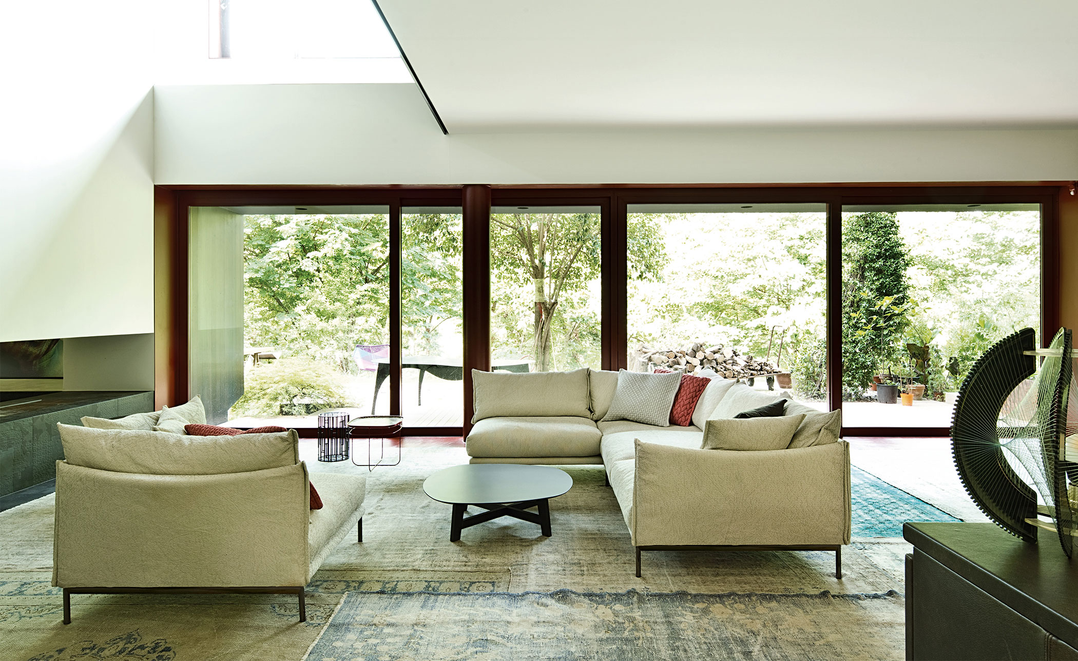 gentry sofa with chaise
