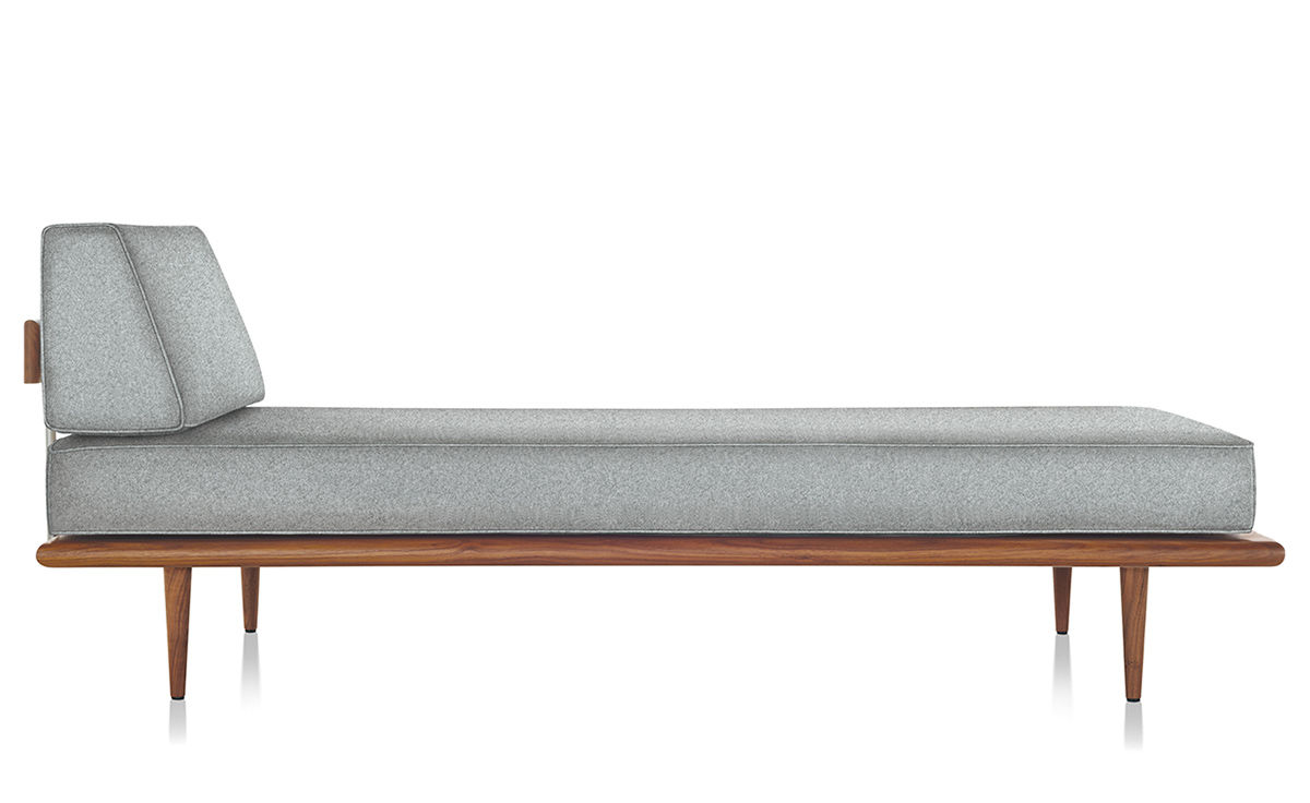 nelson daybed with end bolster & wood taper legs