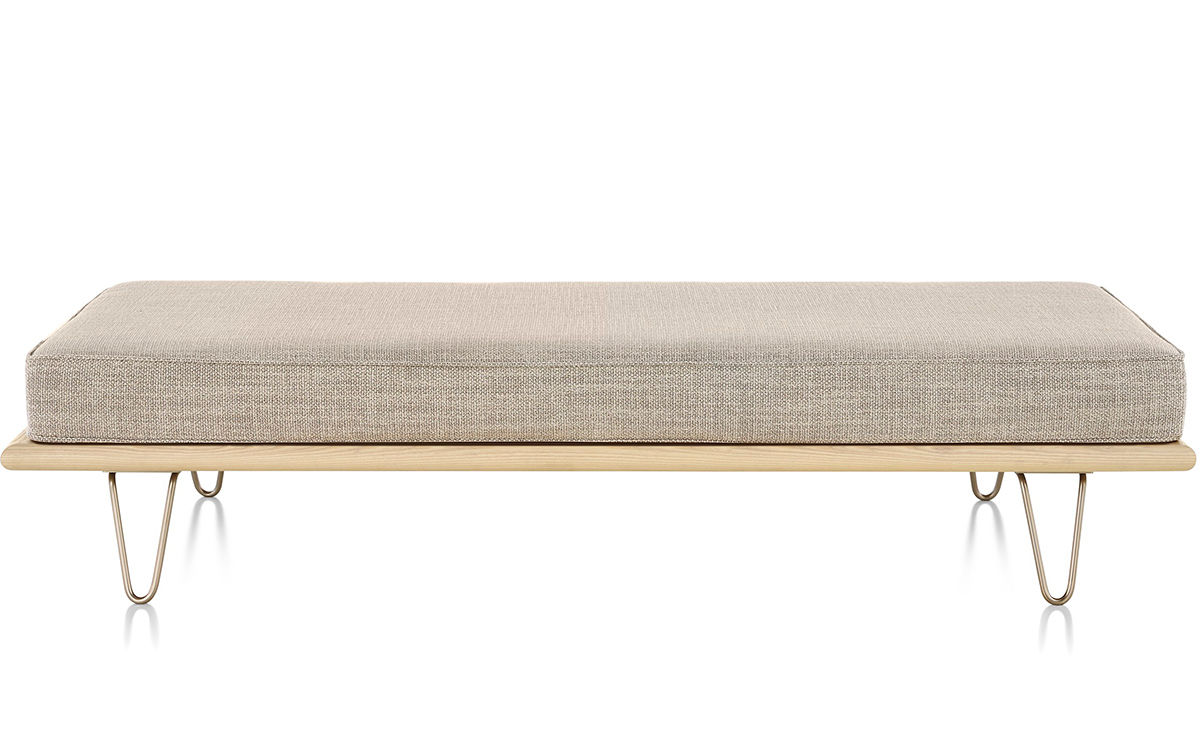 nelson daybed with hairpin legs