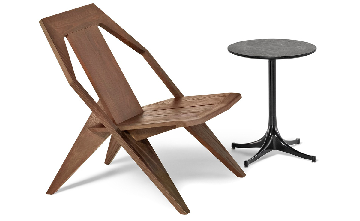 nelson pedestal table outdoor 17" dia.