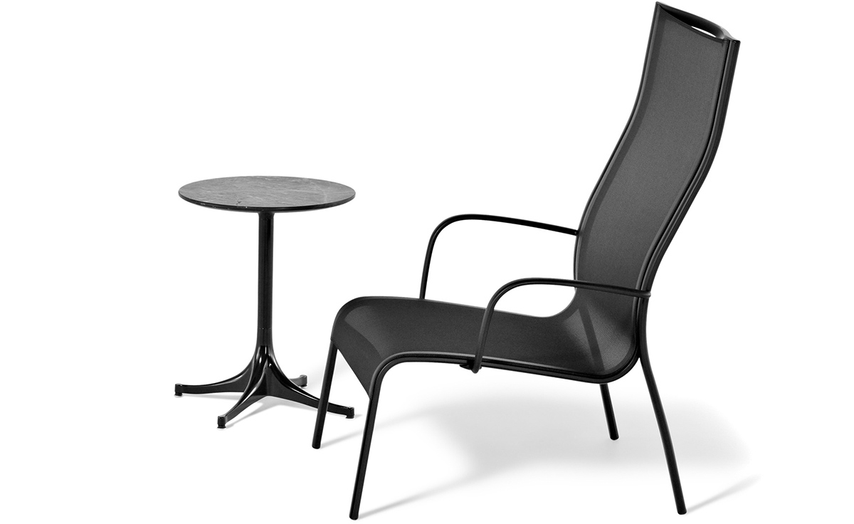nelson pedestal table outdoor 17" dia.