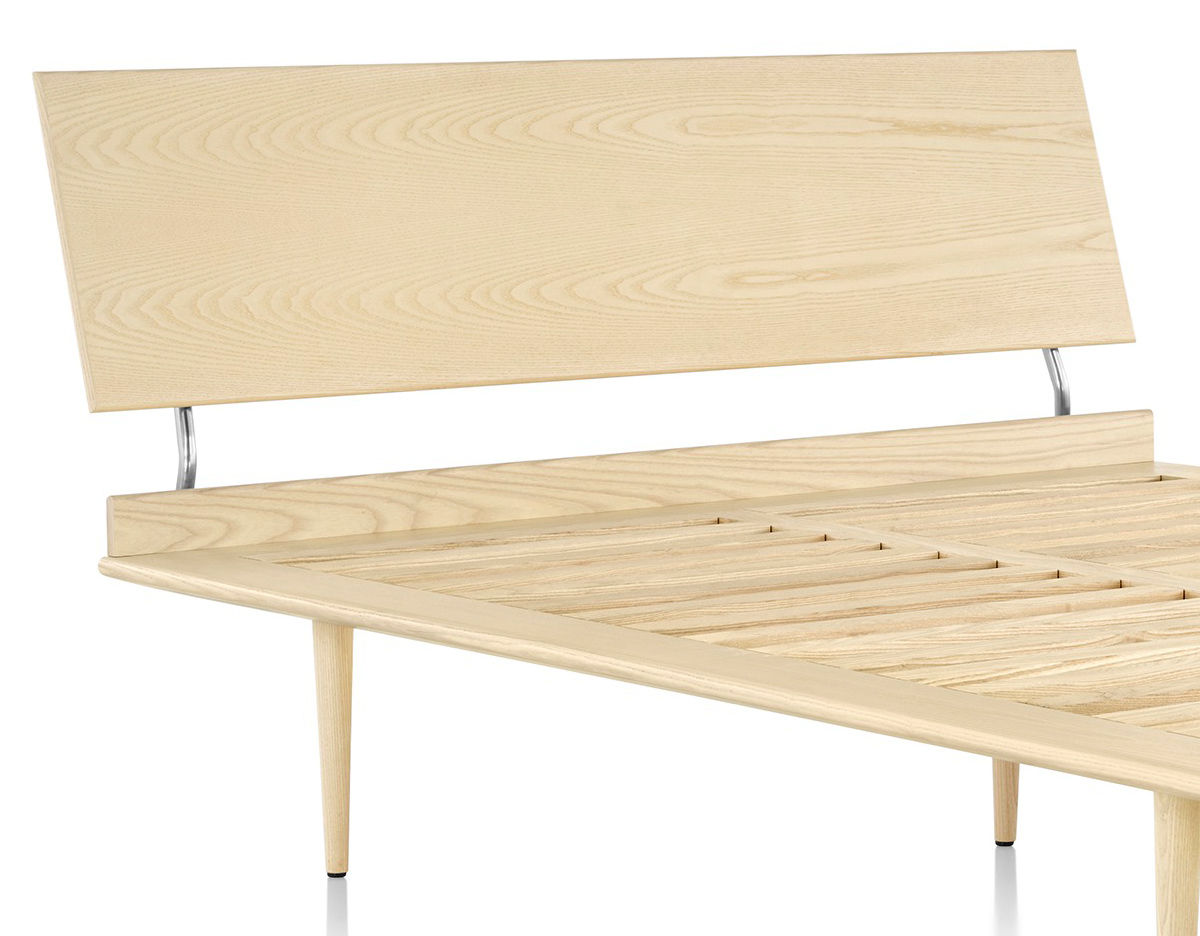 nelson thin edge bed with wood taper legs