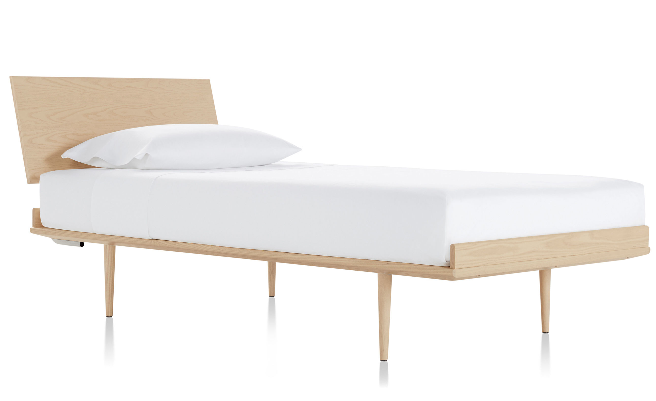 nelson thin edge bed with wood taper legs