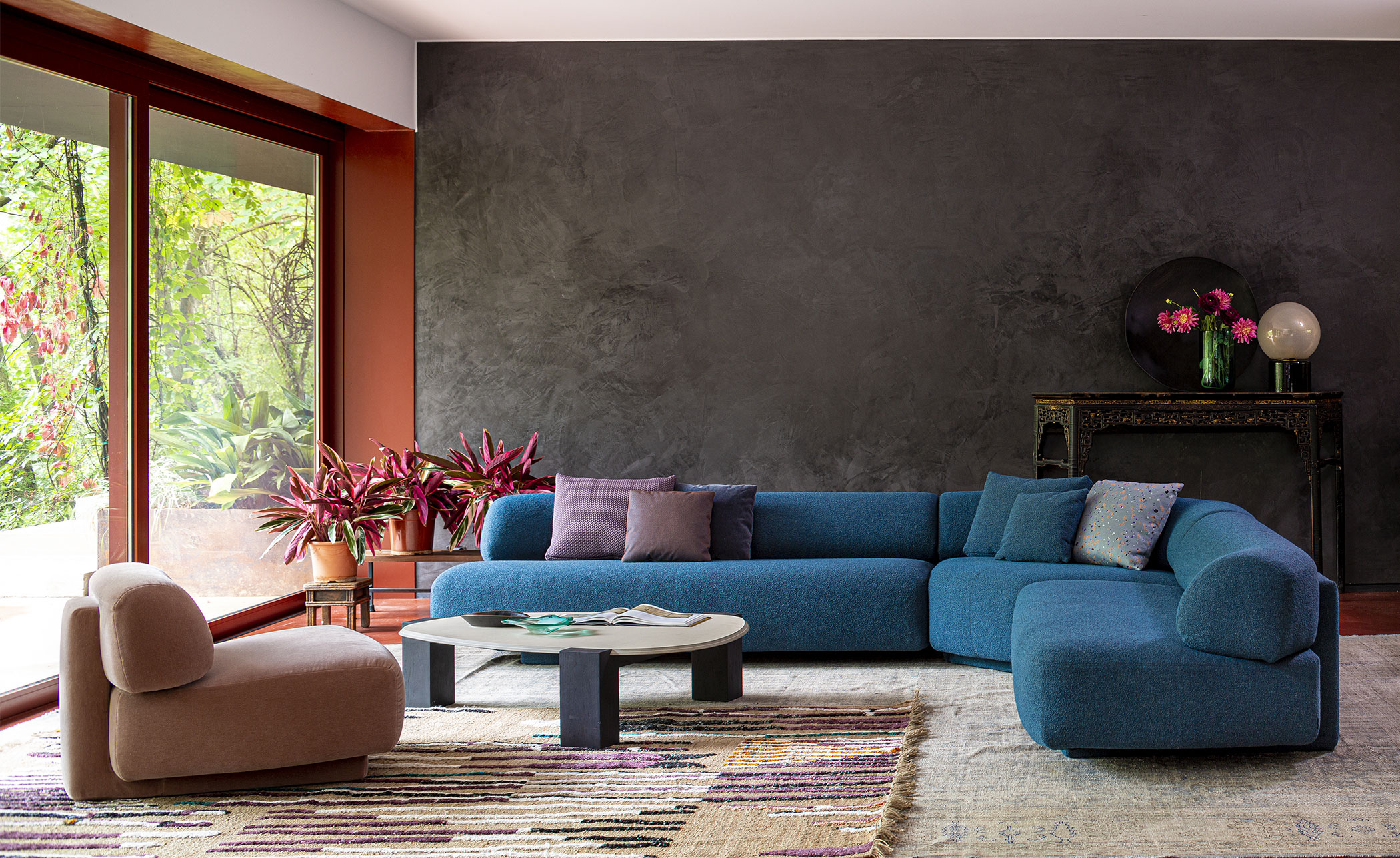 Gogan Armchair