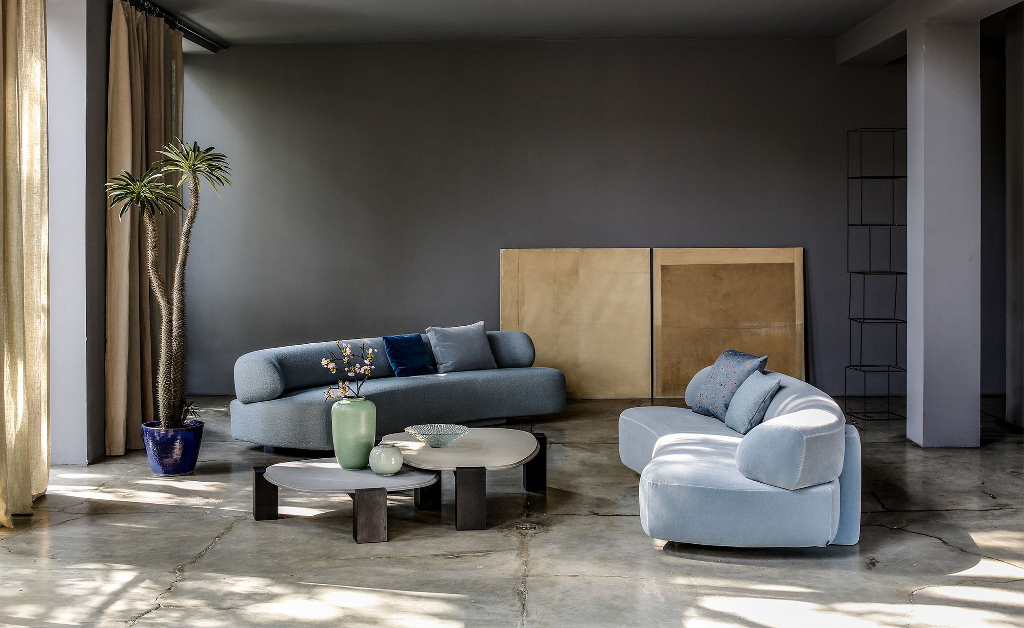 Gogan Coffee Table