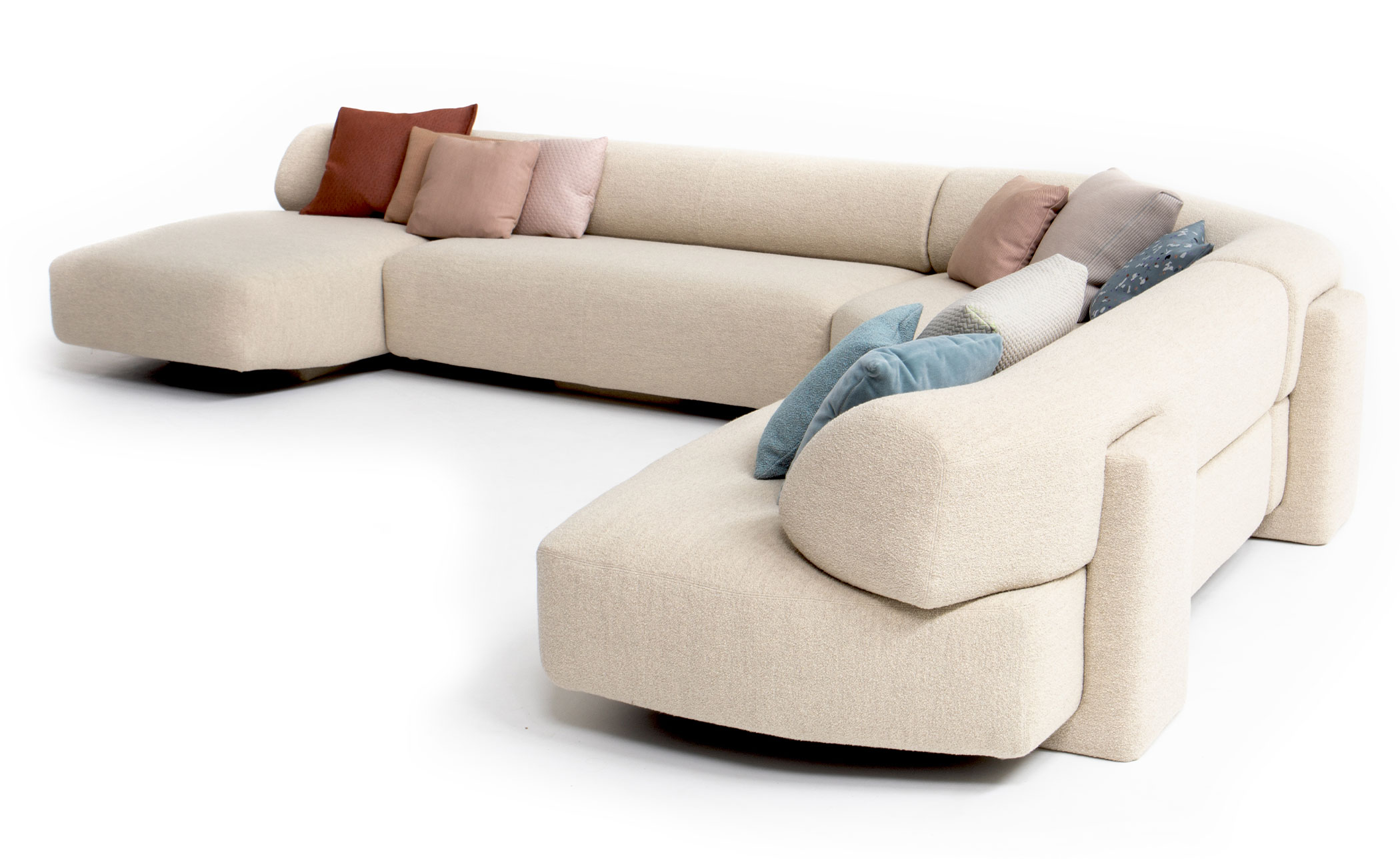 Gogan Corner Sectional with Chaise
