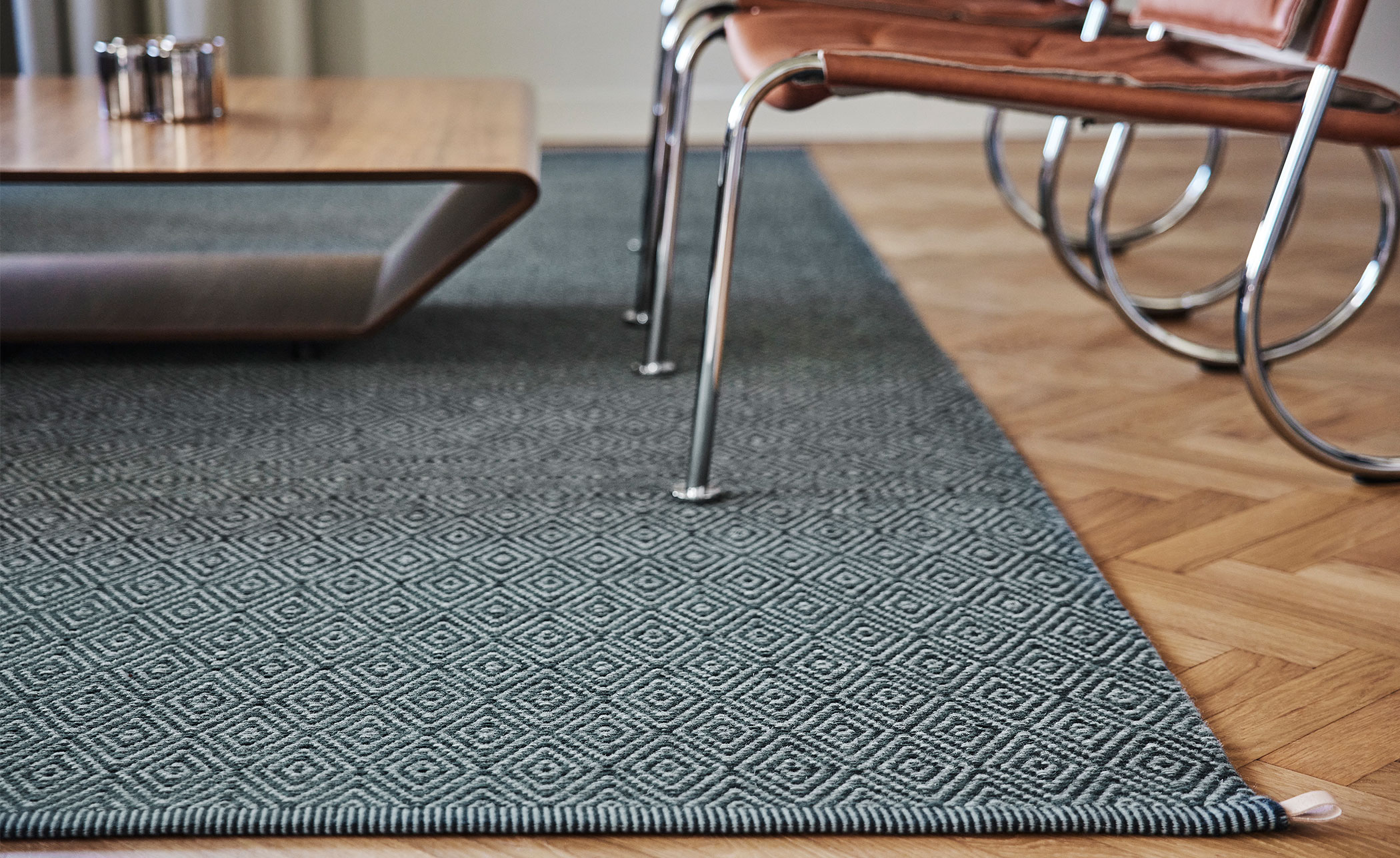 Goose Eye XL Icon Woven Rug
