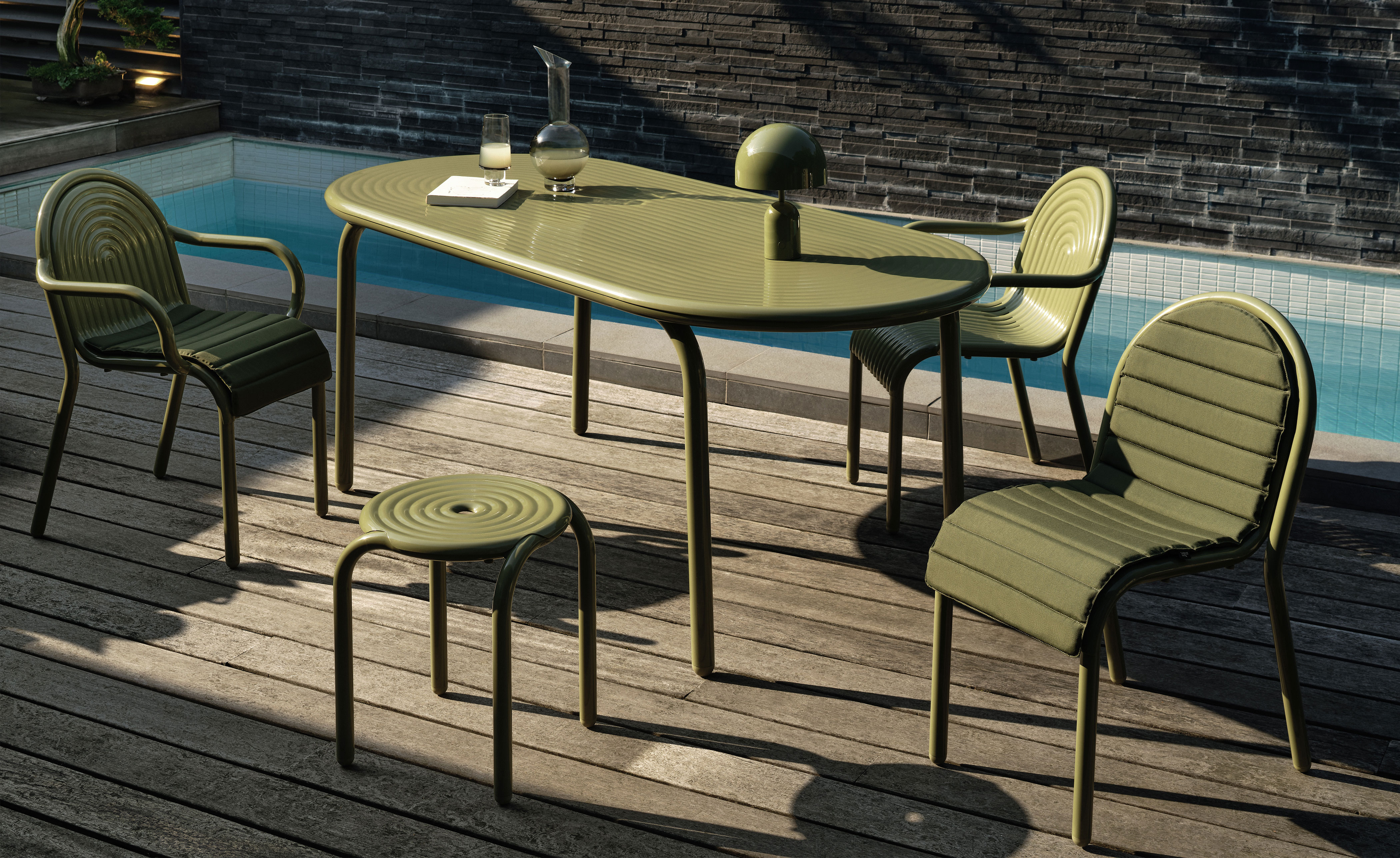 Groove Outdoor Table