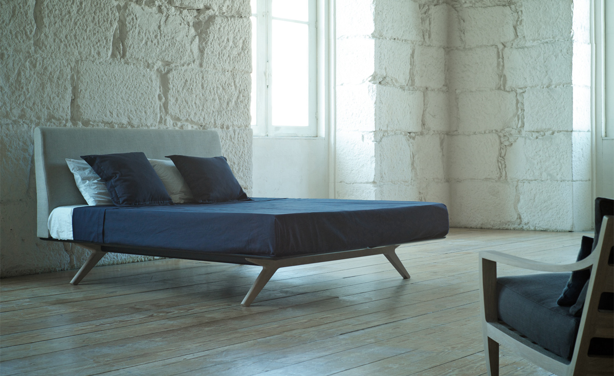 hepburn queen size bed 351aq