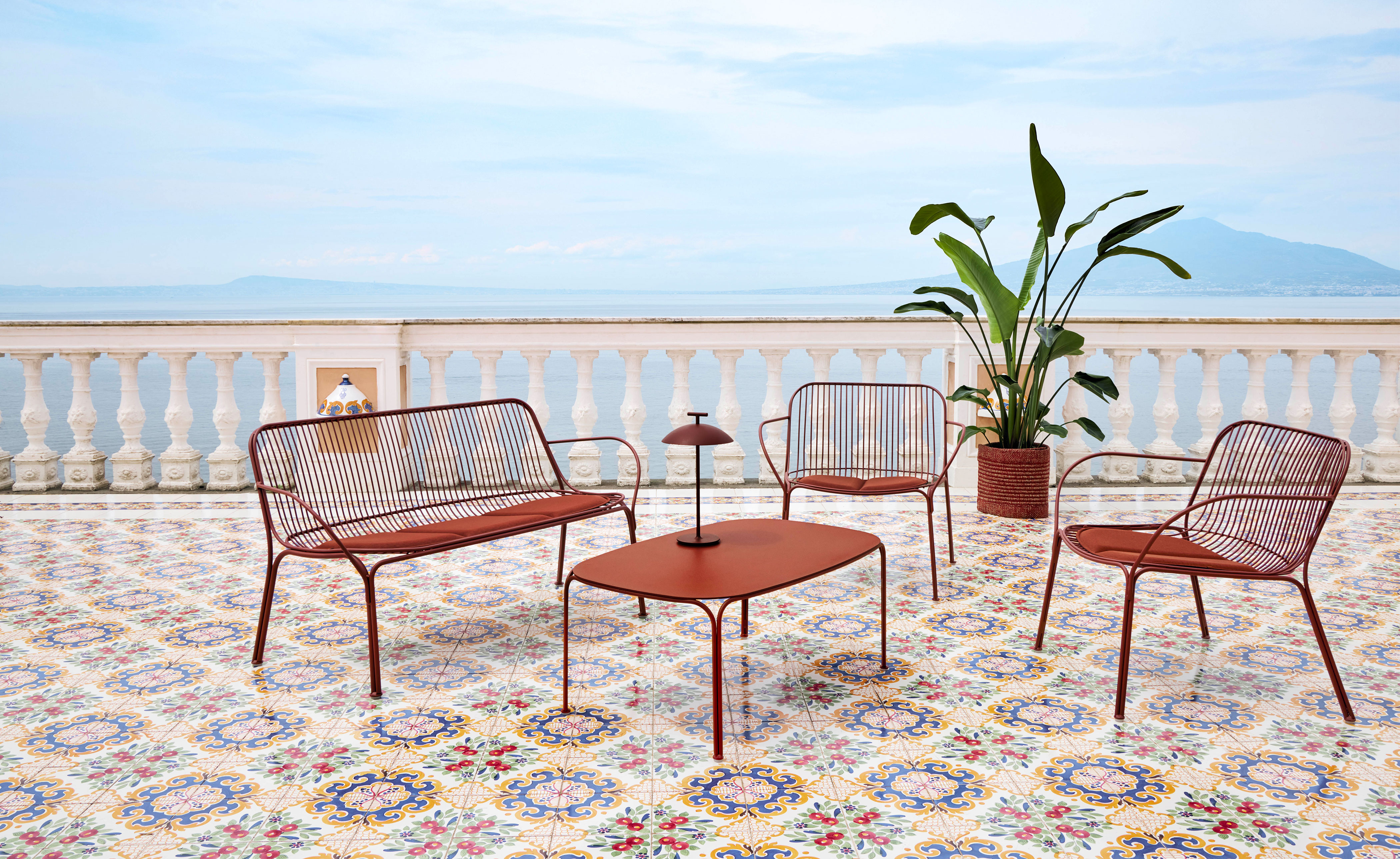 Hiray Coffee Table