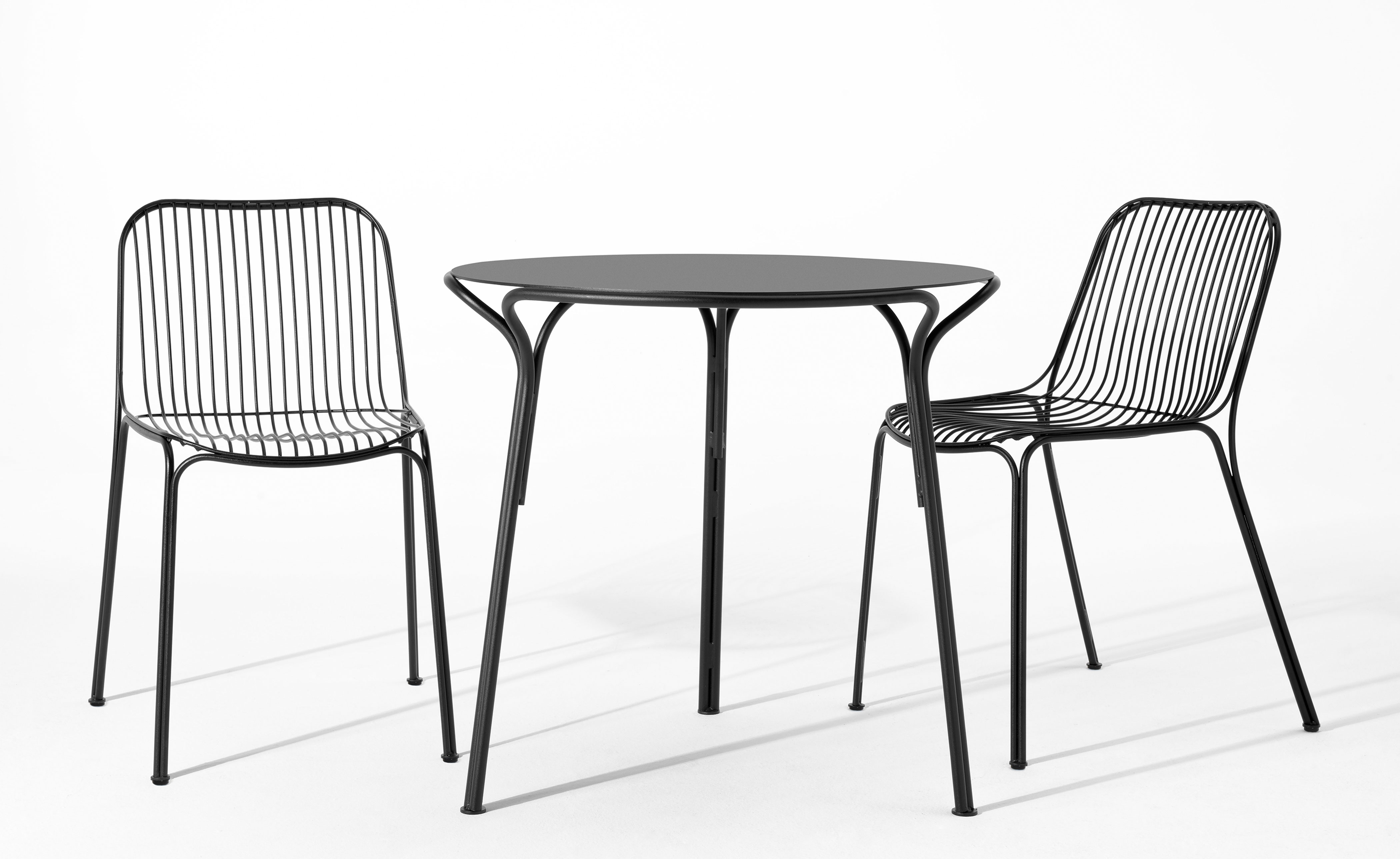 Hiray Dining Table