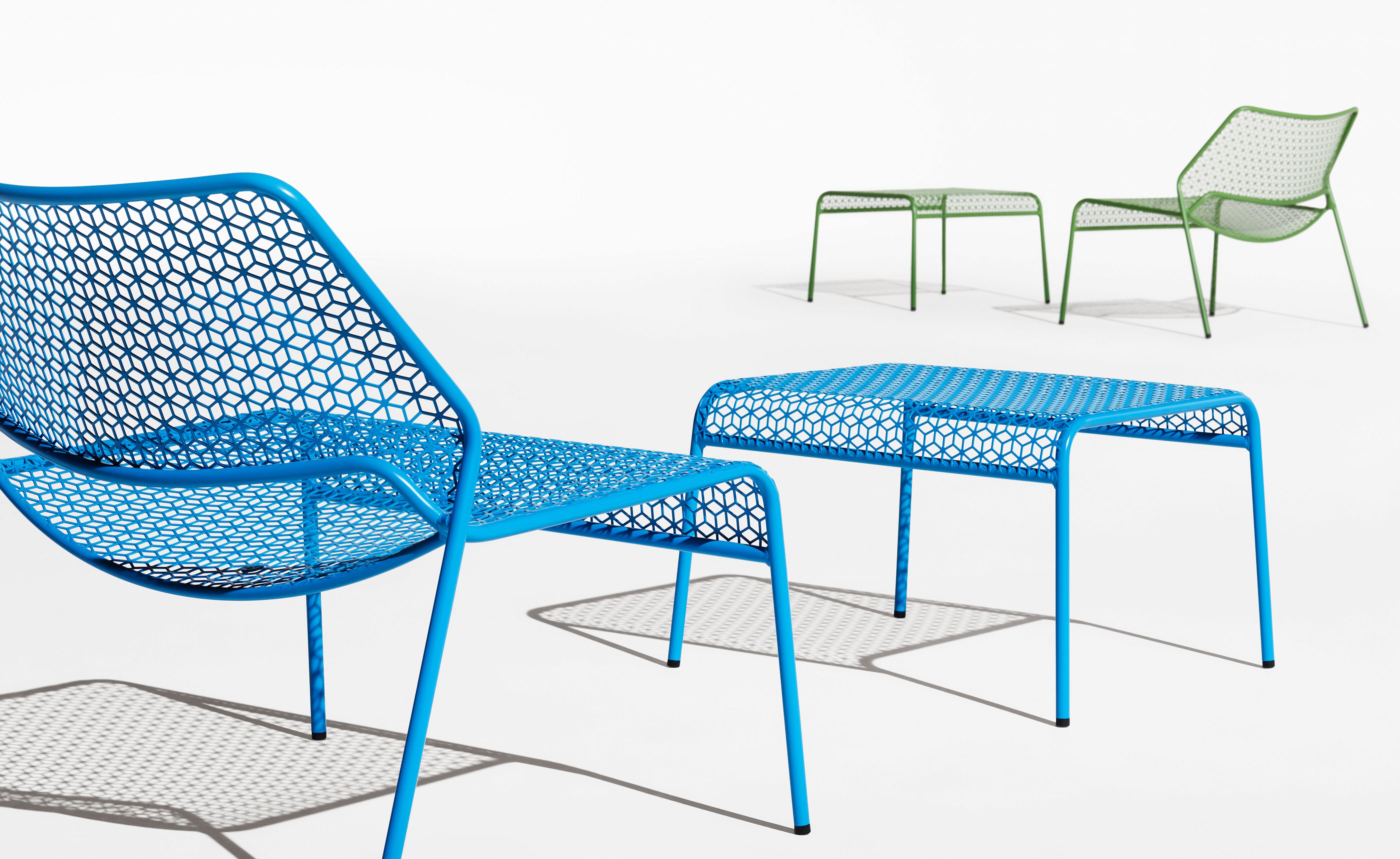 hot mesh ottoman