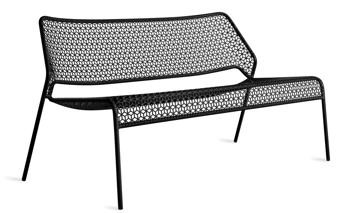 hot mesh settee