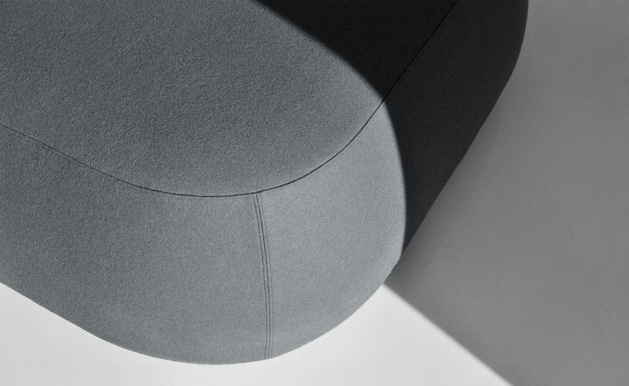 ile round pouf 001
