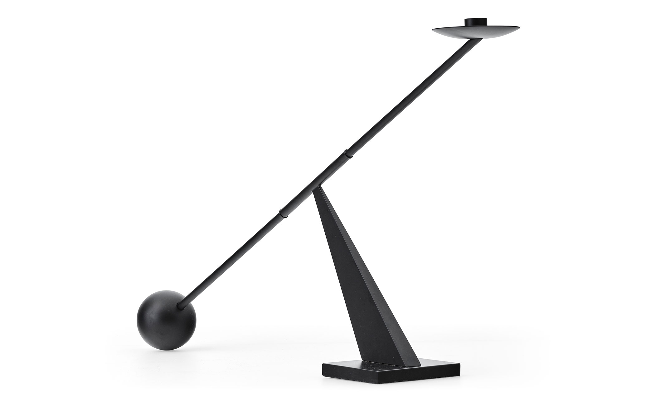 Interconnect Candle Holder