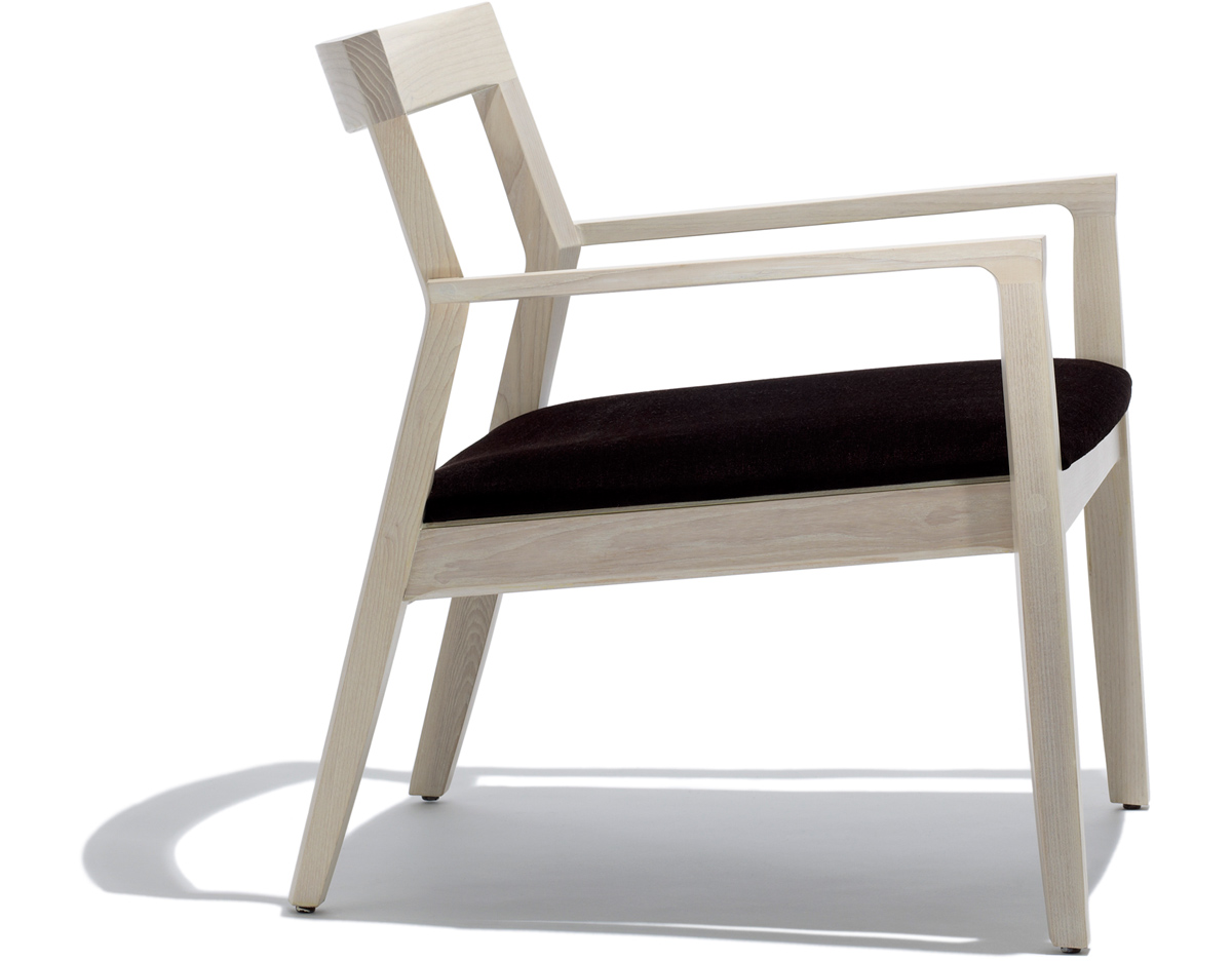 krusin lounge arm chair with upholstered seat