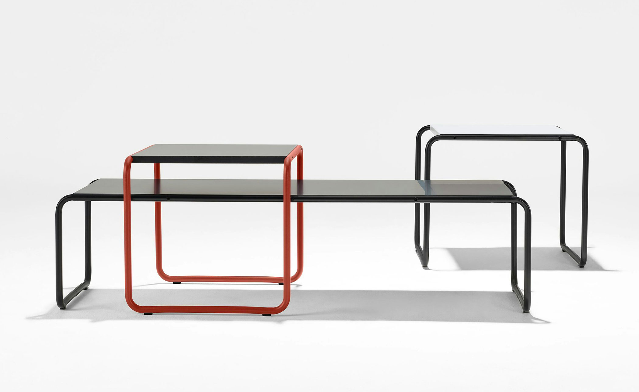 laccio coffee table