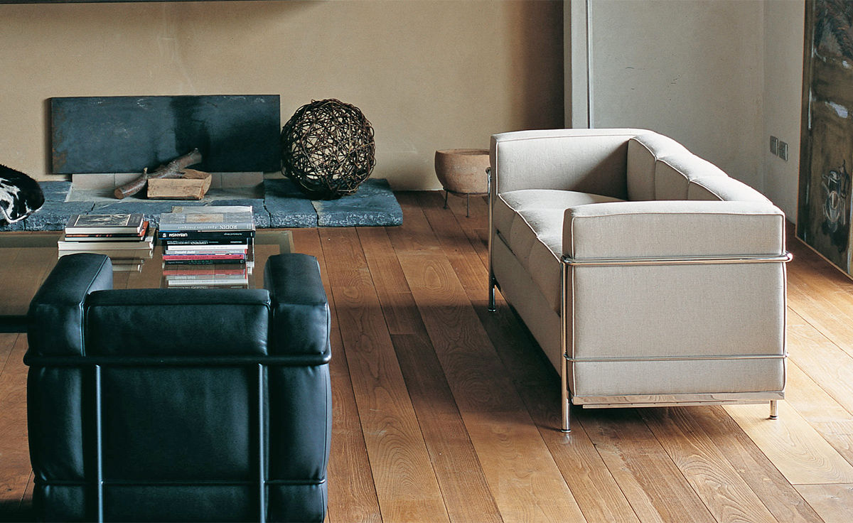 le corbusier lc2 3 seat sofa