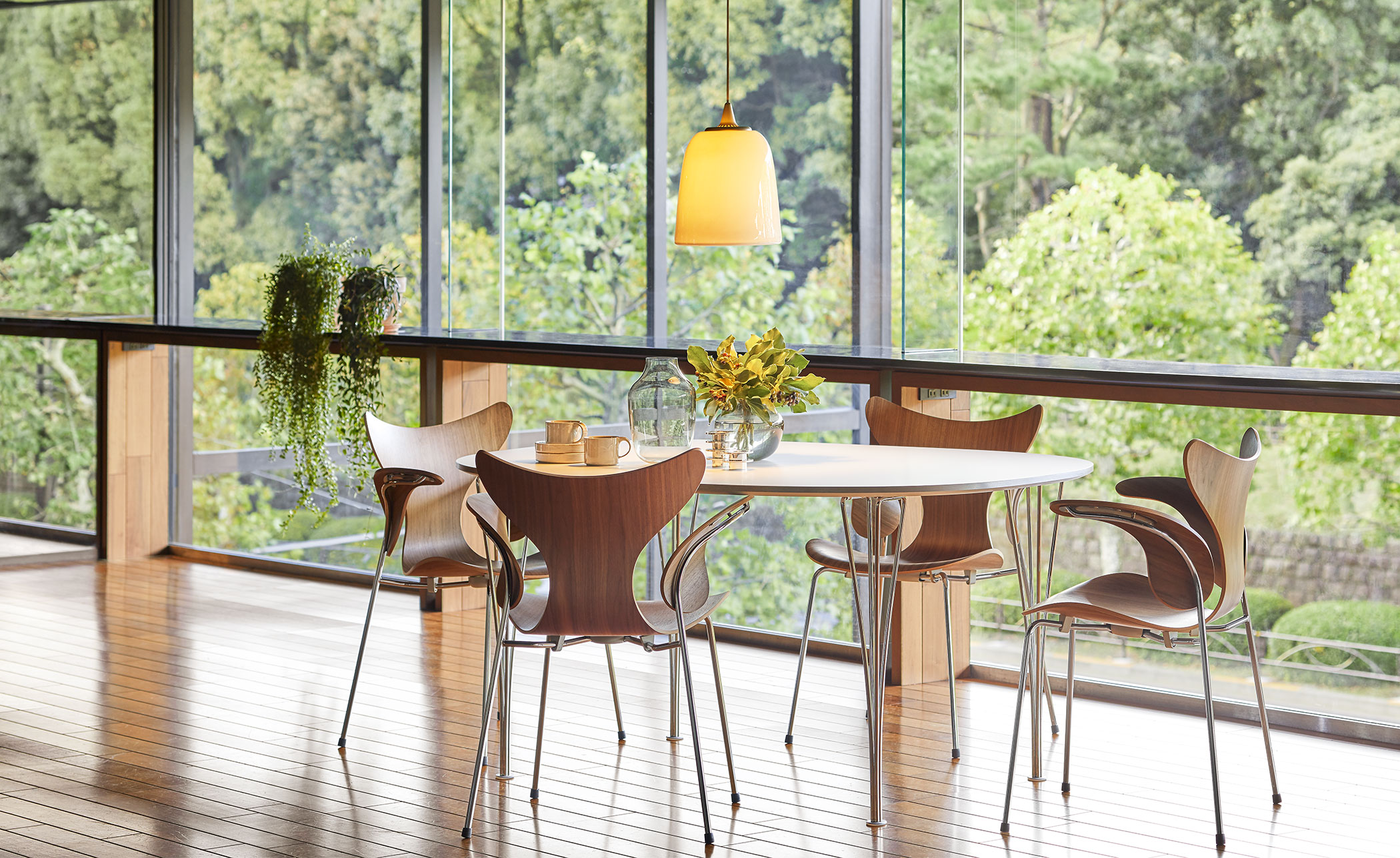 lily armchair