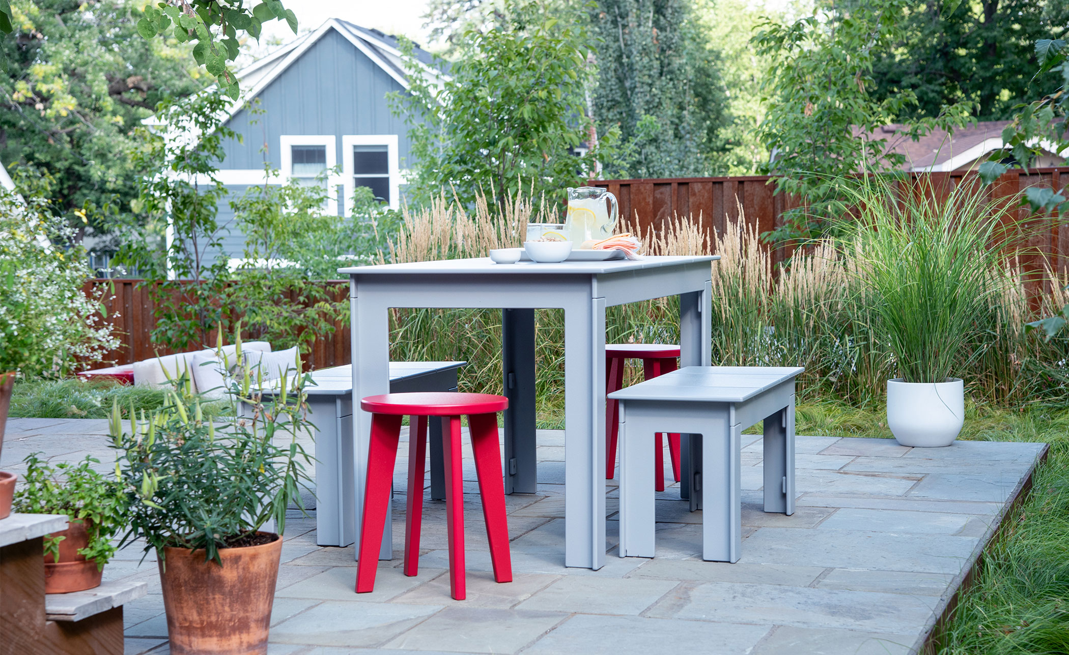 Lollygagger Picnic Bench