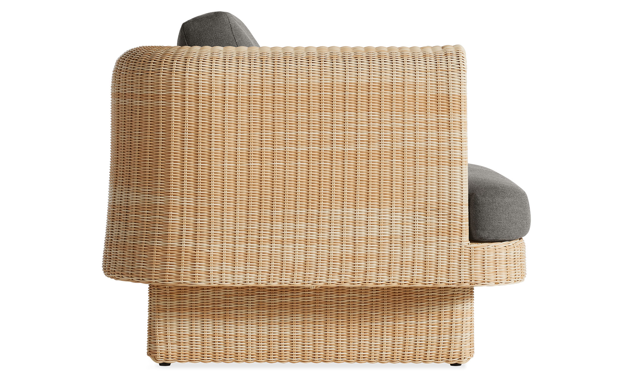 Loophole Outdoor Lounge Chair