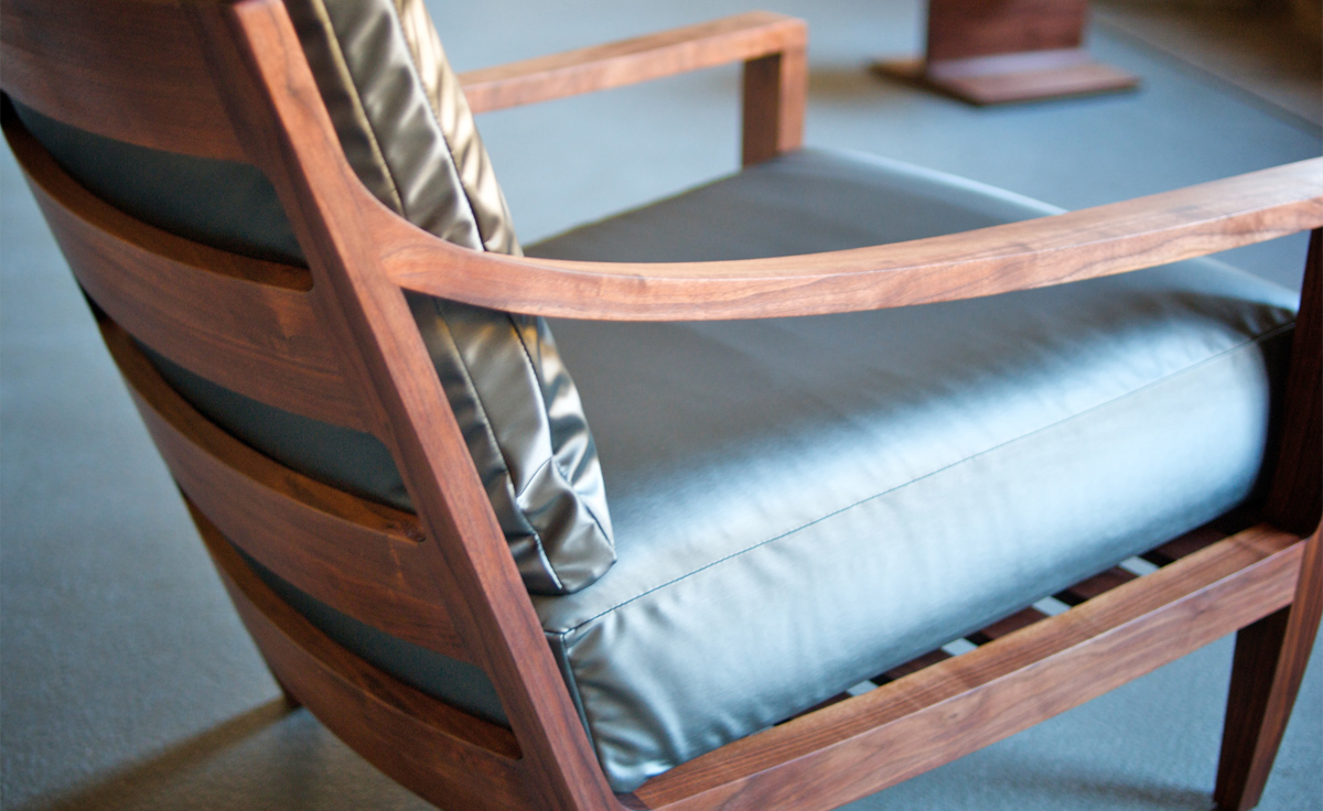 low lounge chair 340