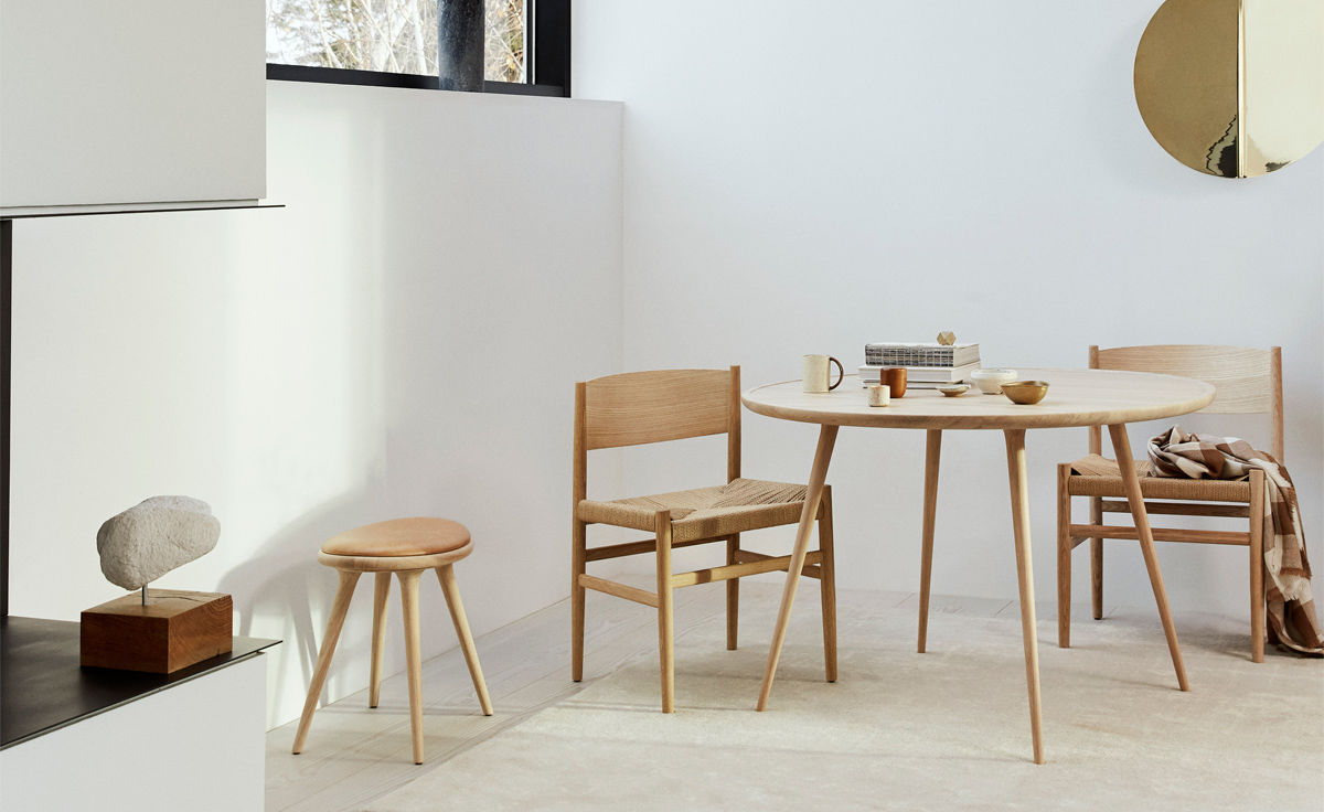 mater low stool