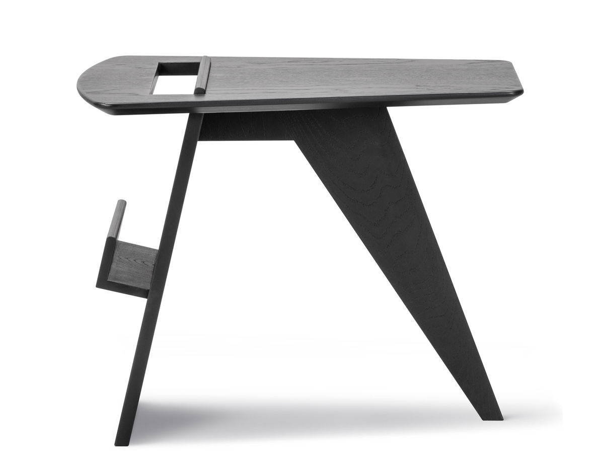 magazine table
