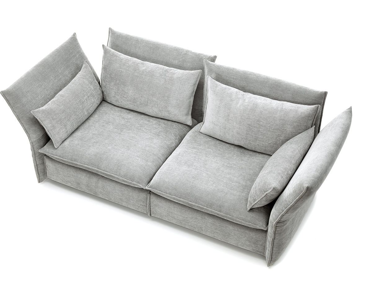 mariposa 2.5 seat sofa