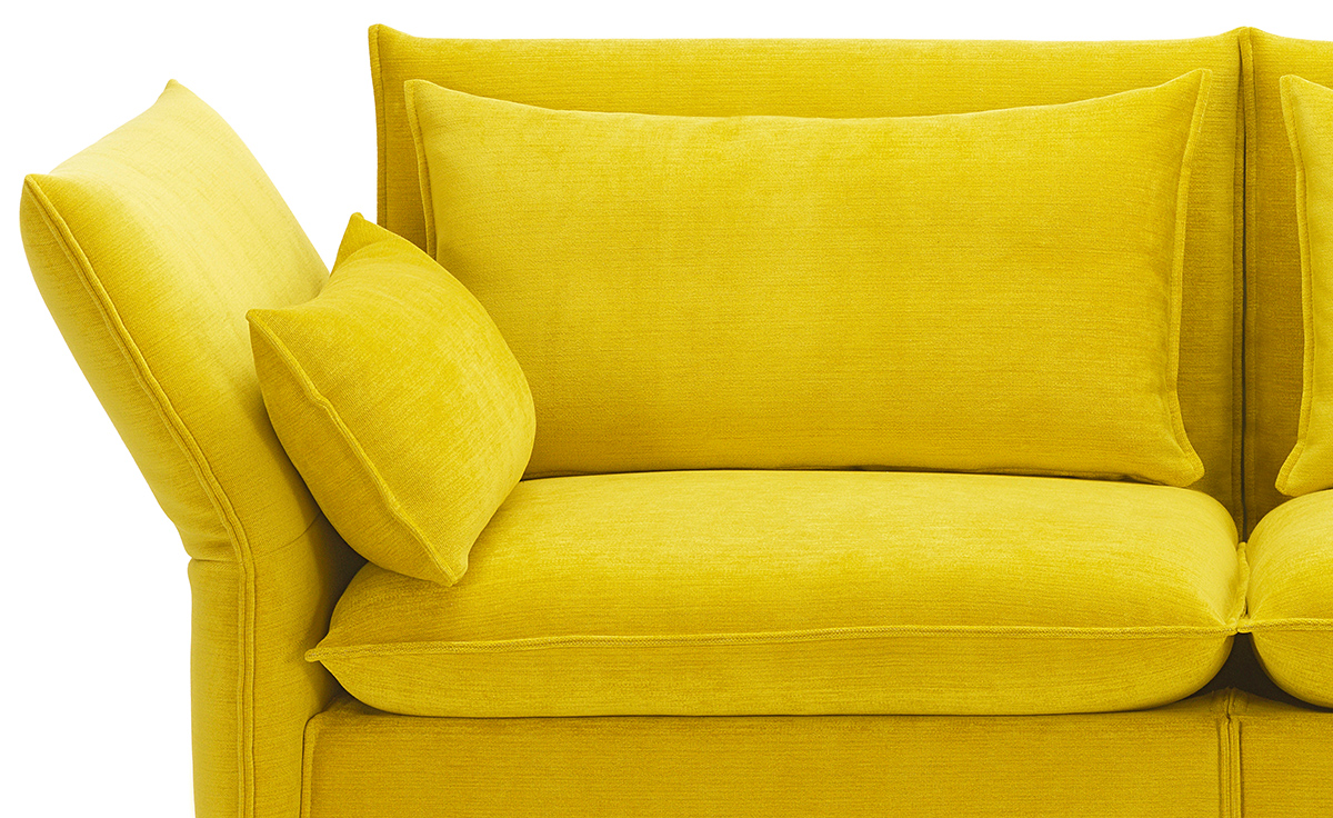 mariposa 2.5 seat sofa