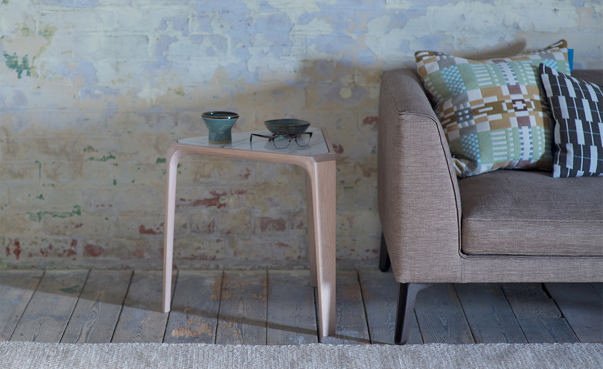 mary's side table 385